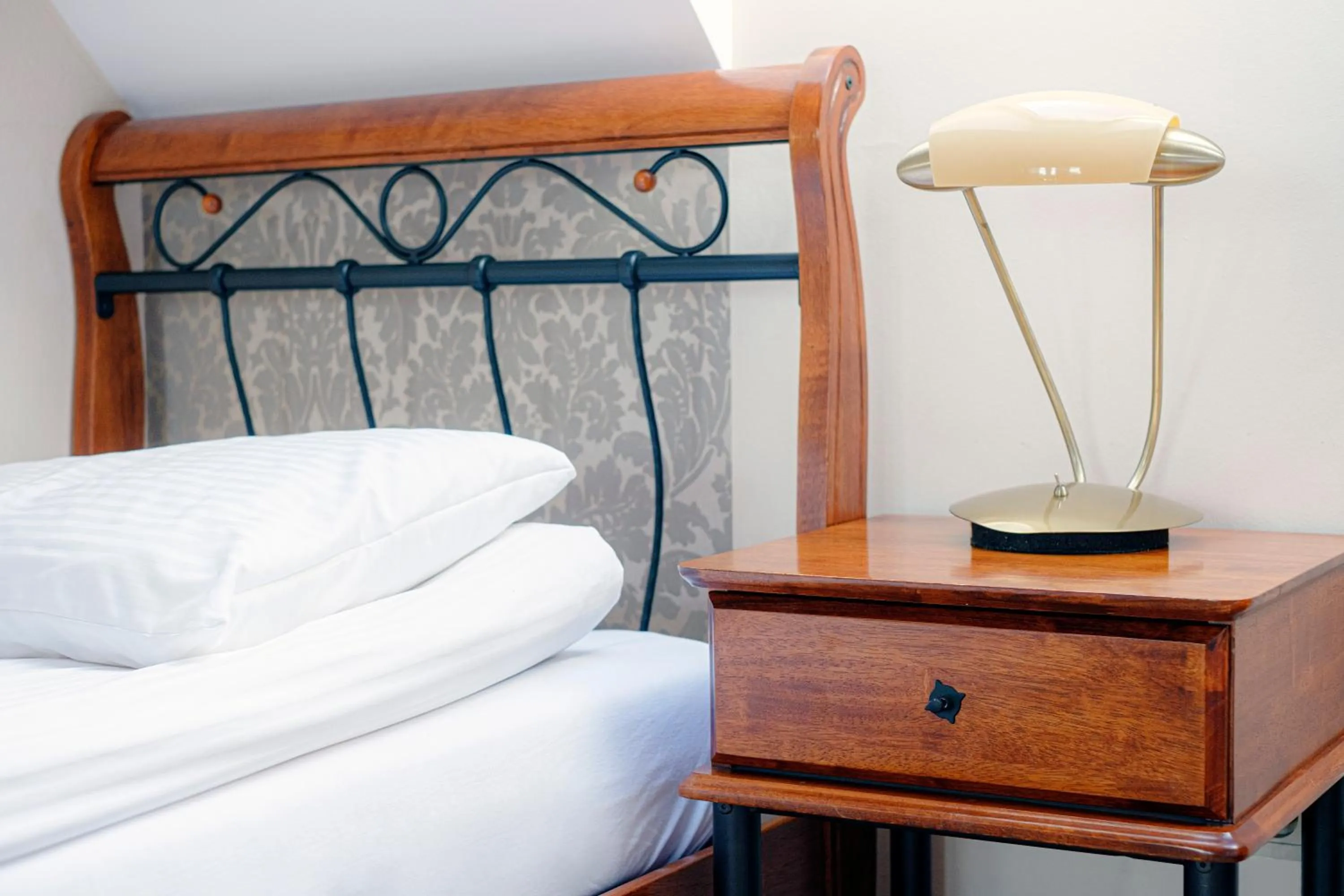 Bed in Stara Szkoła Boutique Hotel