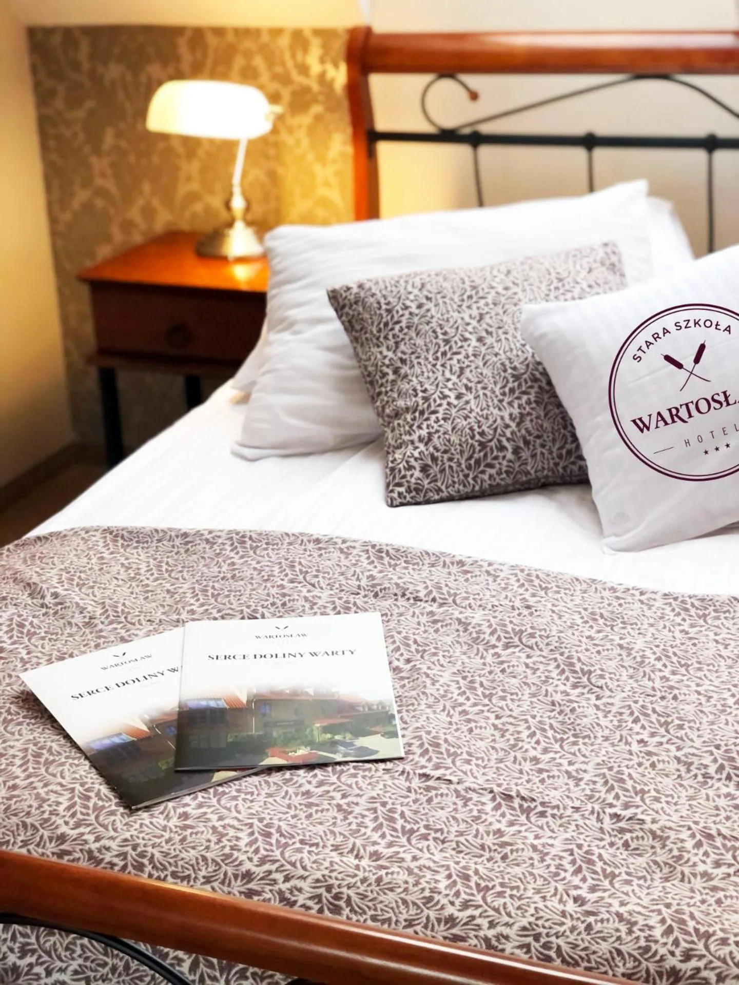 Bed in Stara Szkoła Boutique Hotel