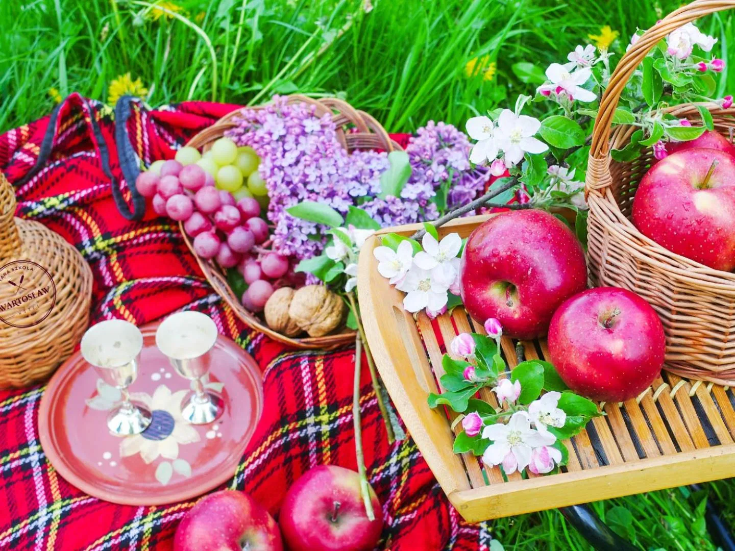 Food and drinks in Stara Szkoła Boutique Hotel