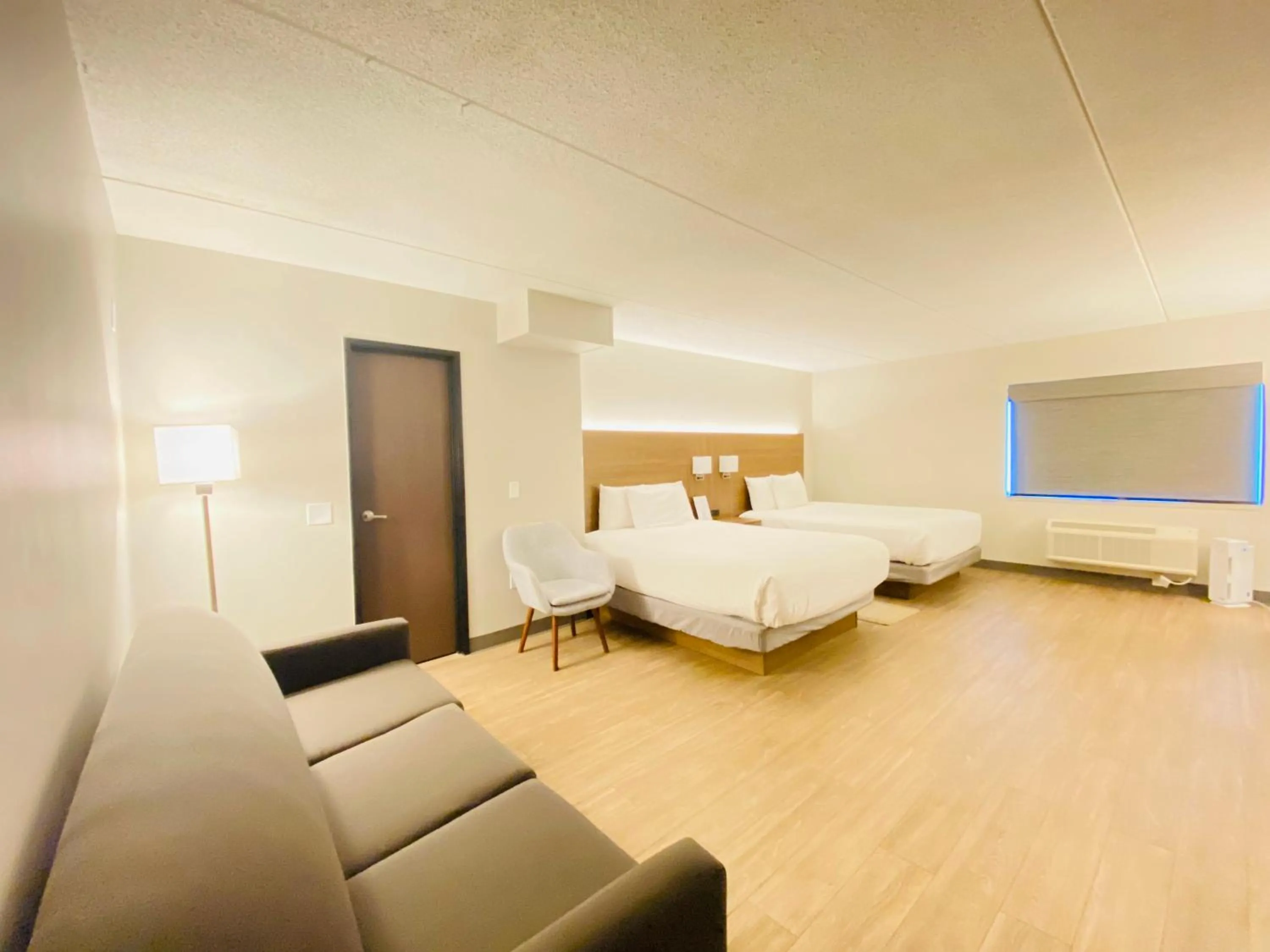 Bedroom, Bed in Superior Stay Hotel