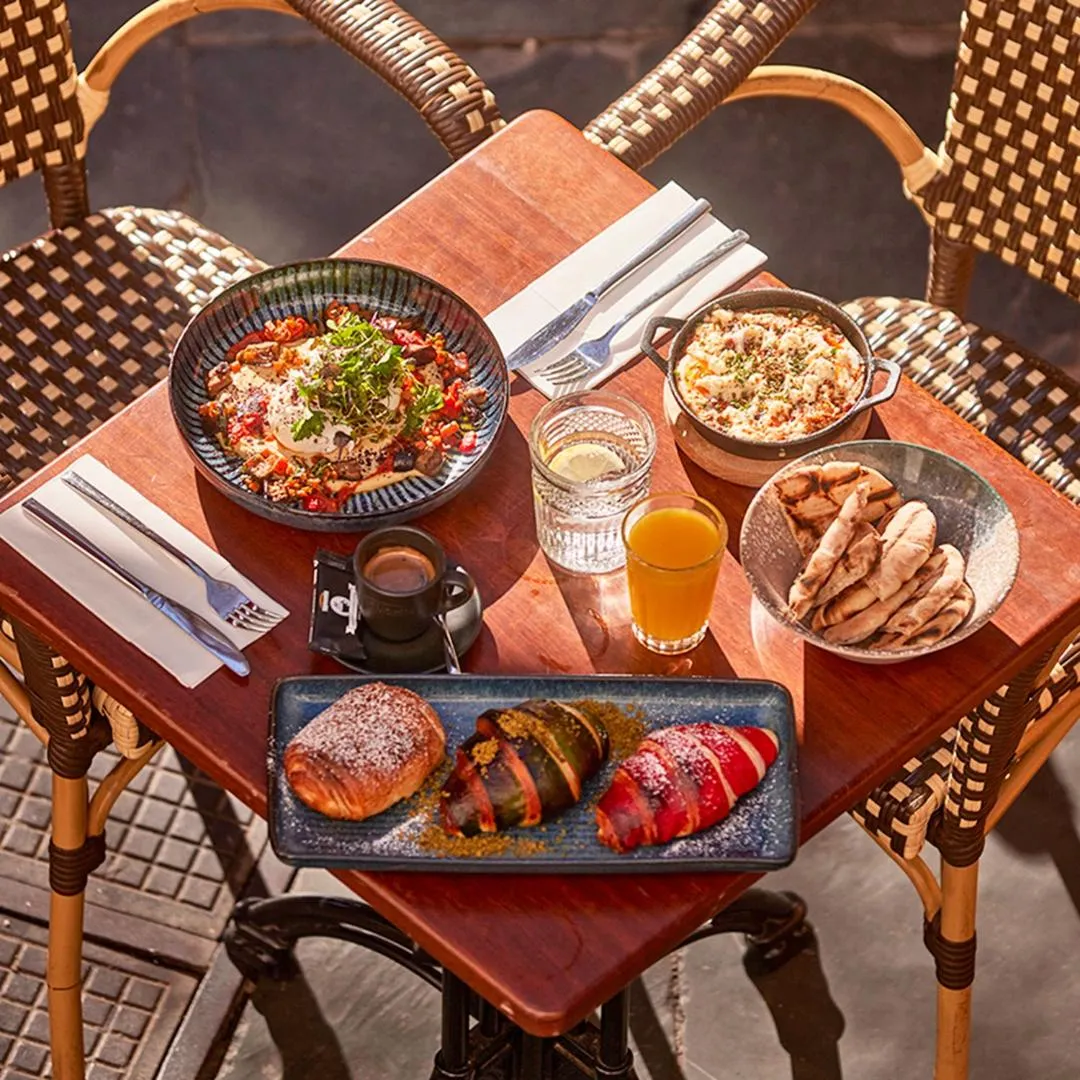 Breakfast in Hotel Cort