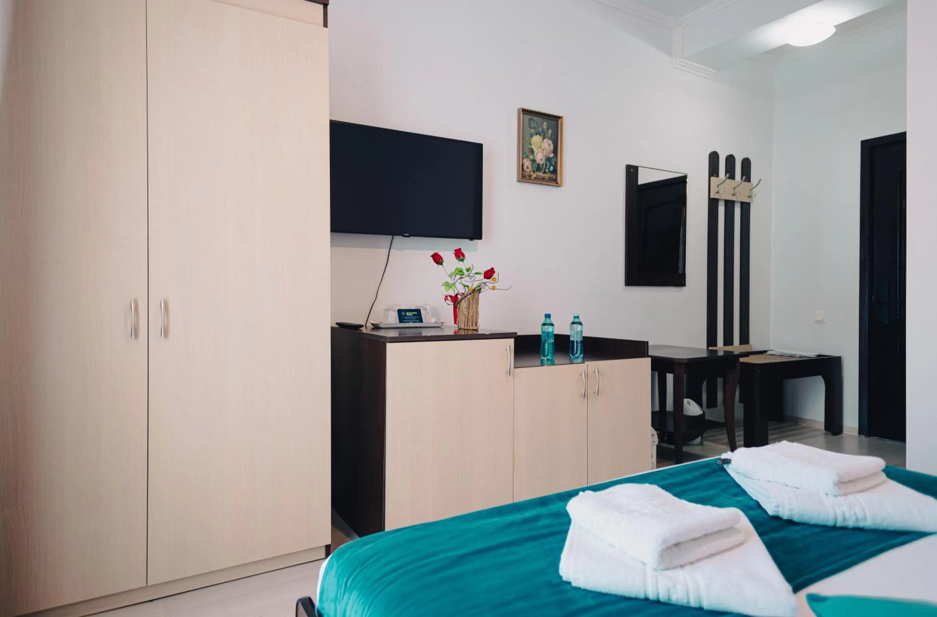 Photo of the whole room, Bed in Chalet 173