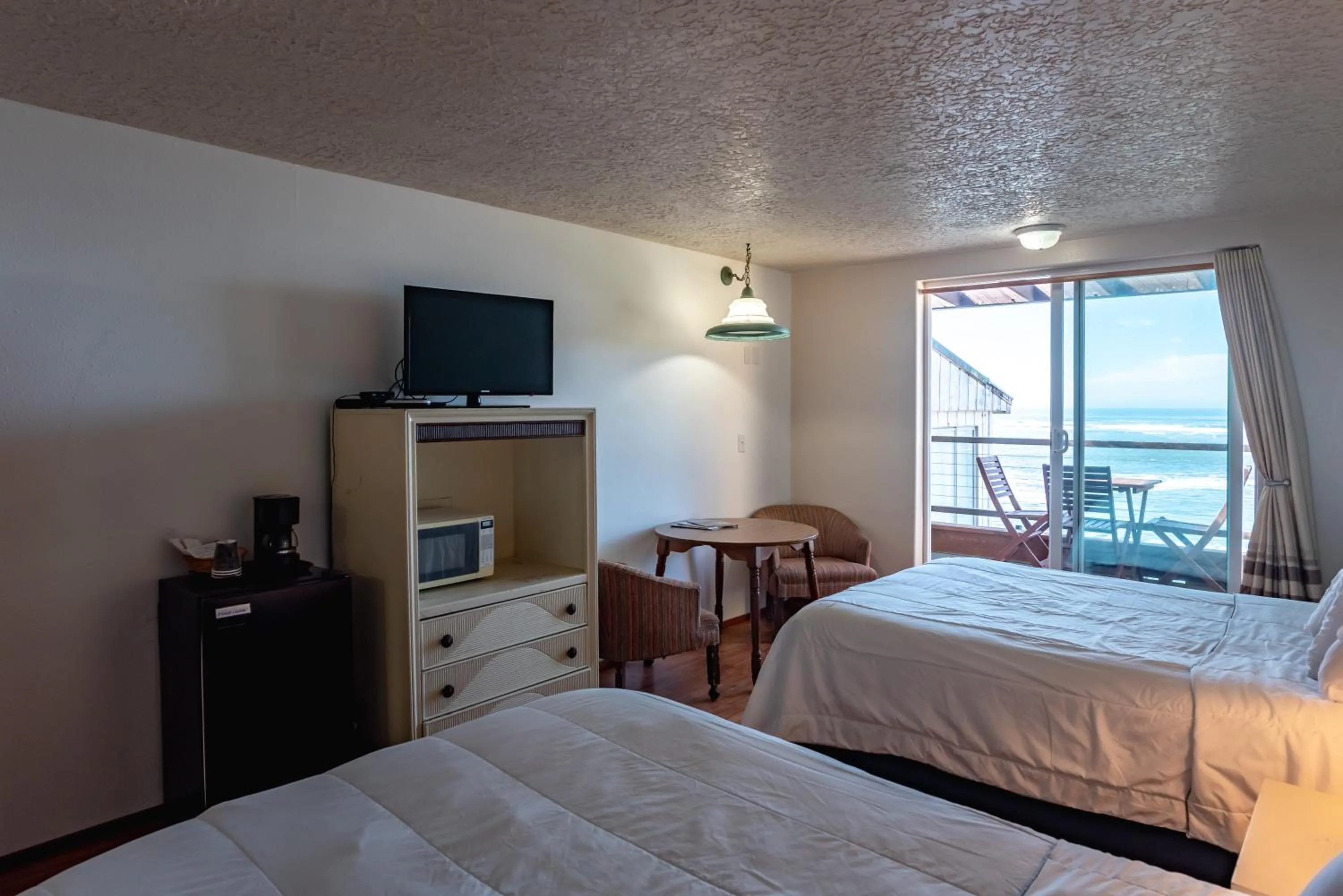 Bedroom, Bed in Terimore Lodging by the Sea