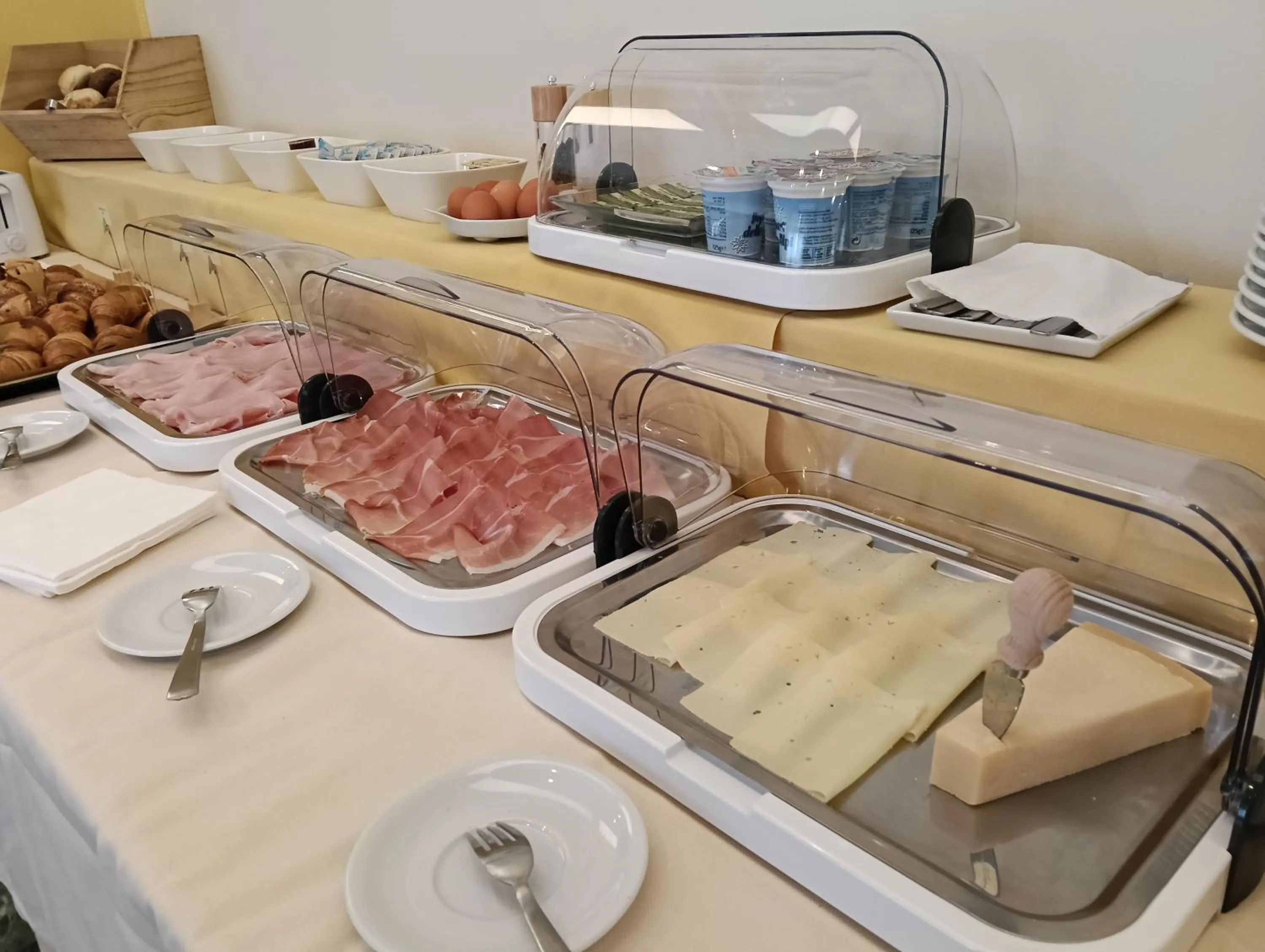 Breakfast in Hotel Robinia