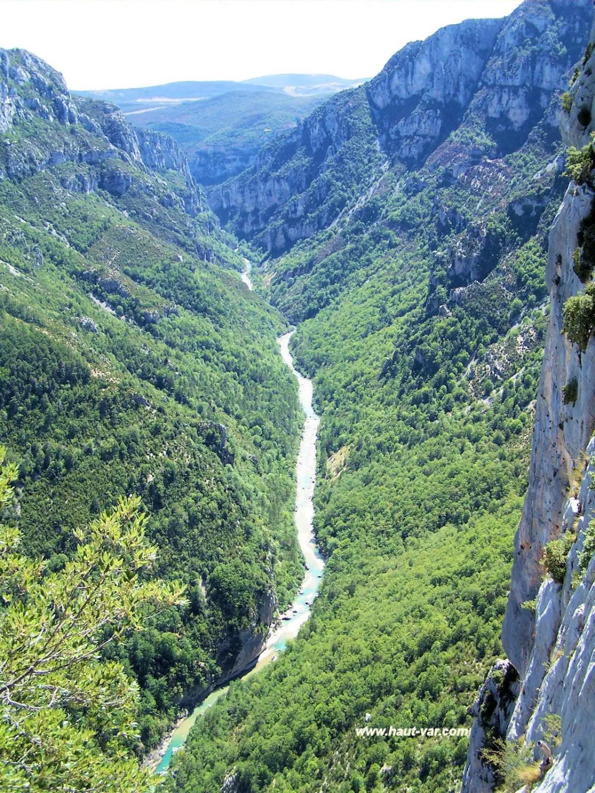 Area and facilities in Hôtel Spa Les Alpes