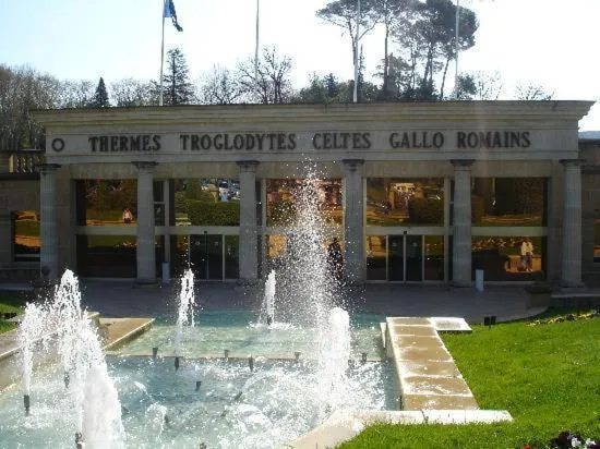 Area and facilities in Hôtel Spa Les Alpes