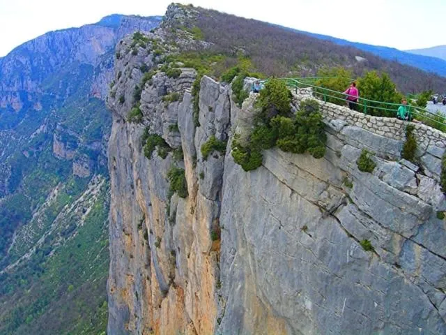 Area and facilities in Hôtel Spa Les Alpes
