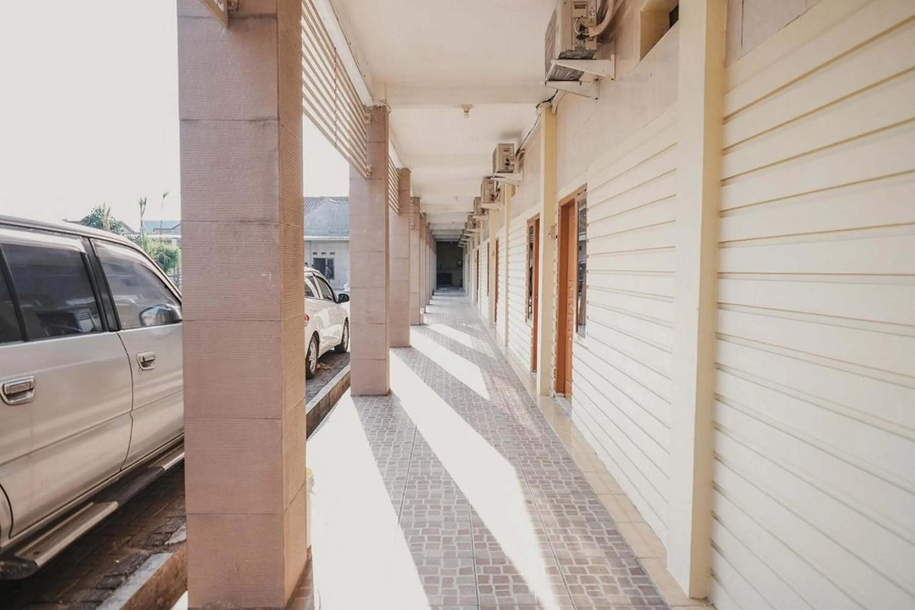 Facade/entrance in RedDoorz near RS Imanuel Lampung