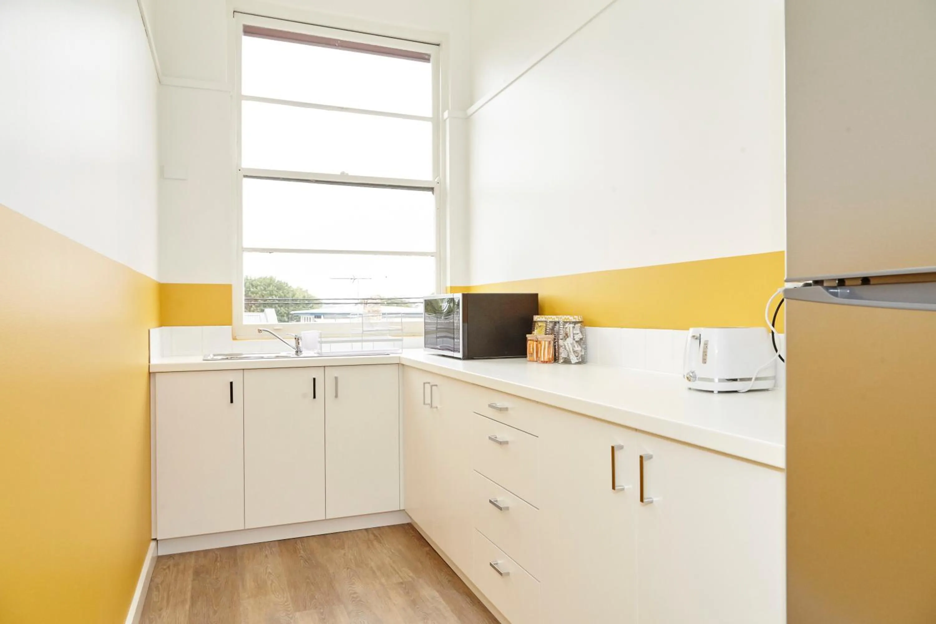 Kitchen or kitchenette in The Erko Hotel