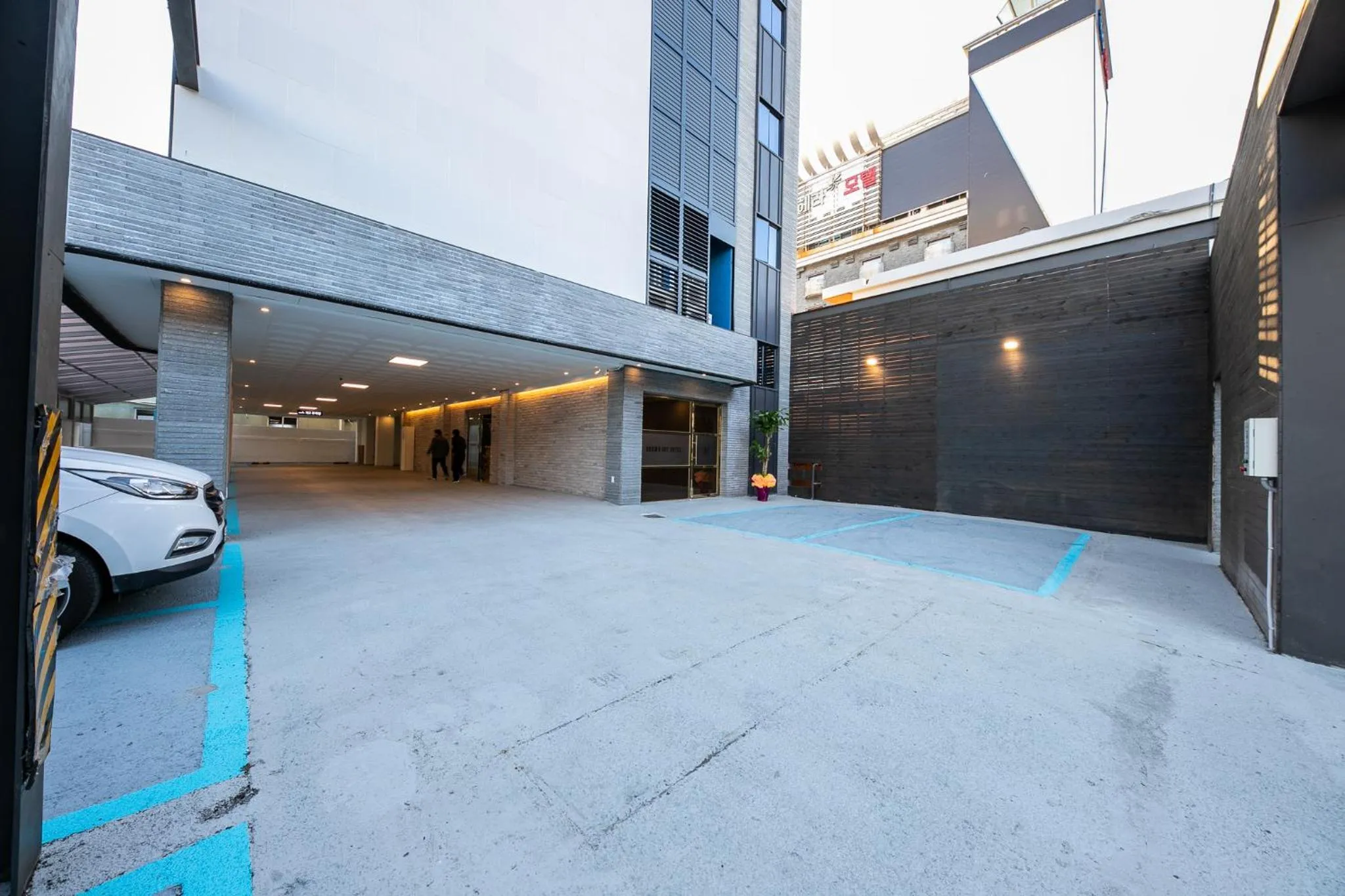 Property building in Browndot Hotel Sasang Renecite