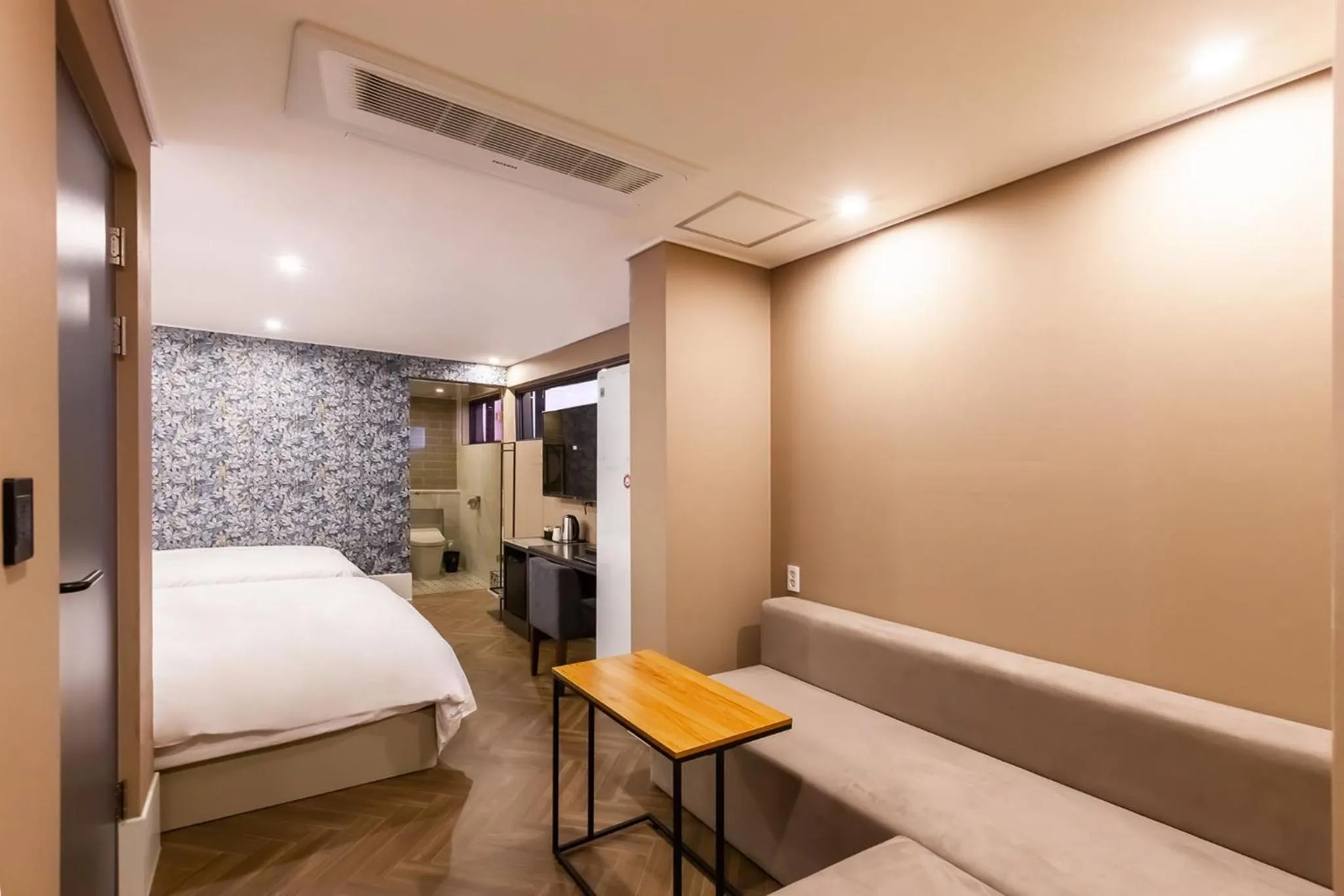 Bed in Browndot Hotel Sasang Renecite