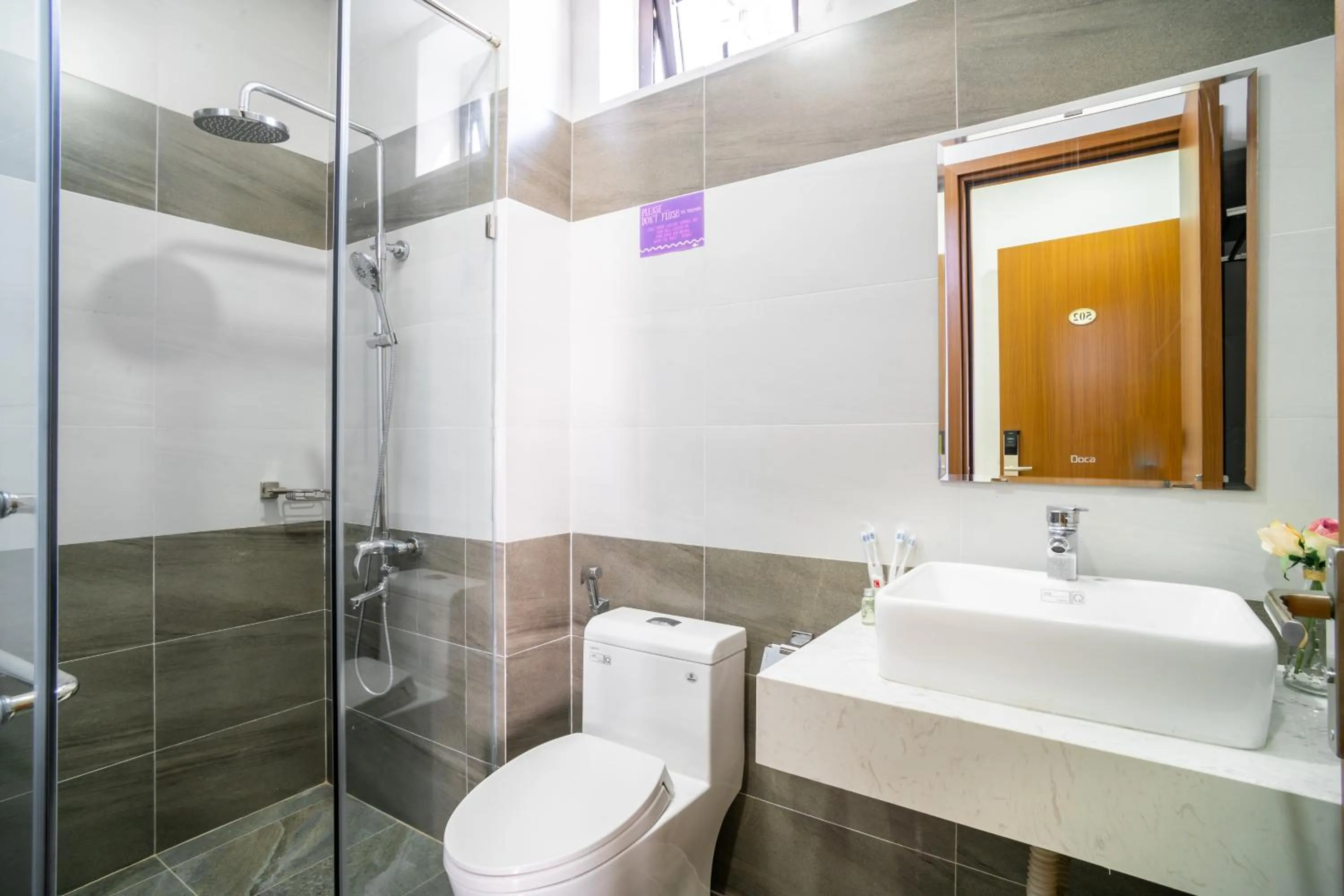 Shower in THE NAVIS Hotel & Apartment
