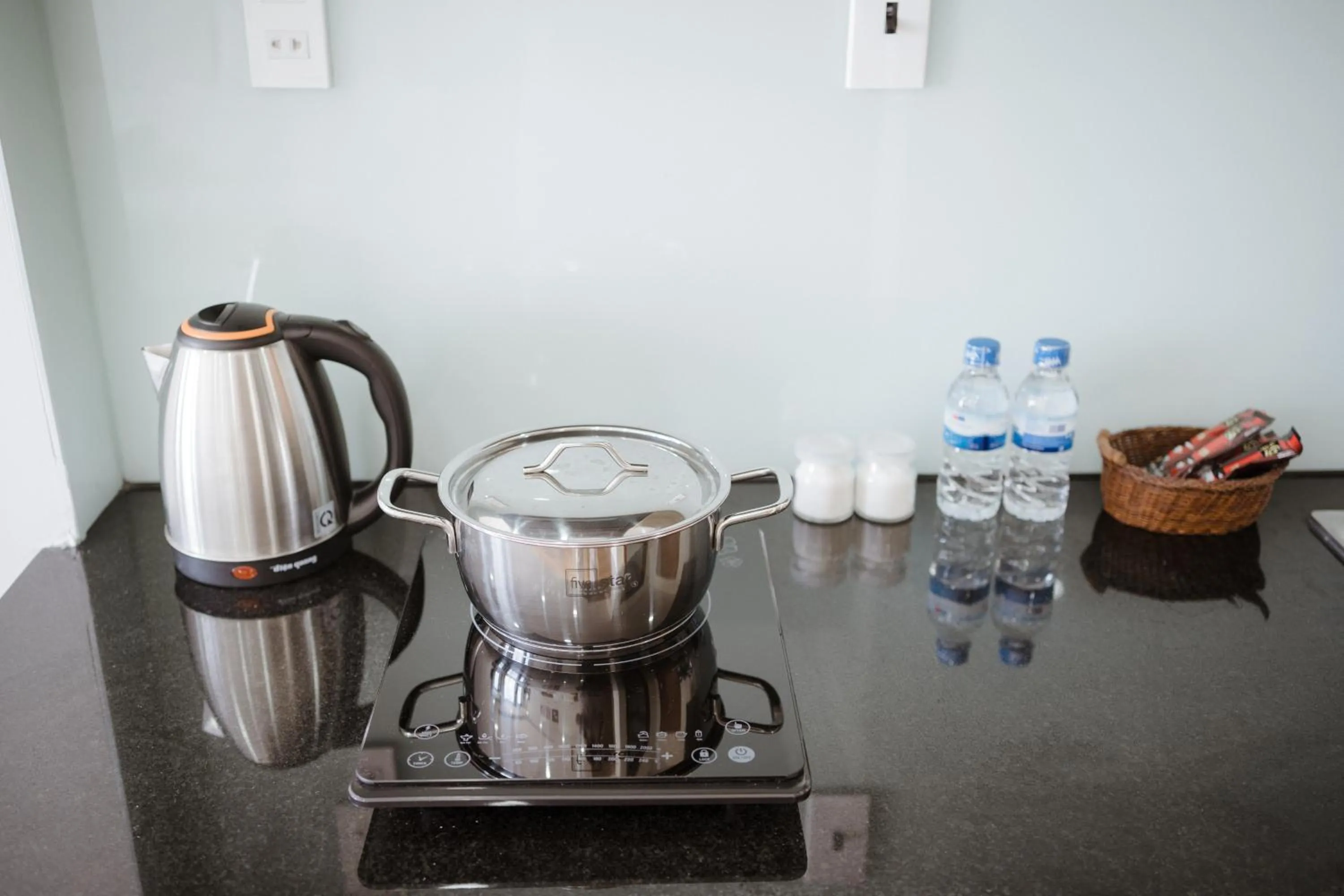 Kitchen or kitchenette in THE NAVIS Hotel & Apartment