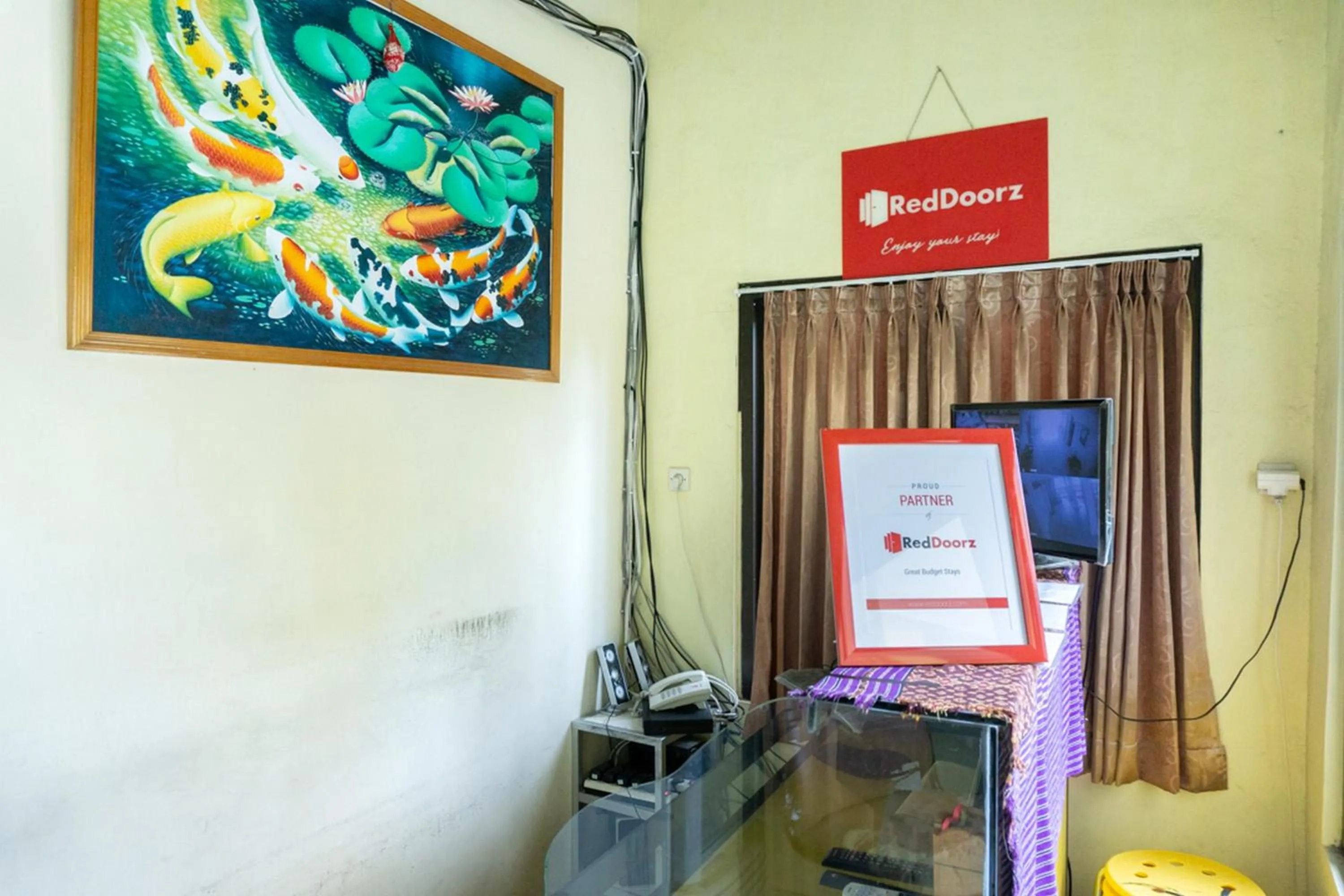 RedDoorz @ Gatot Subroto Ende