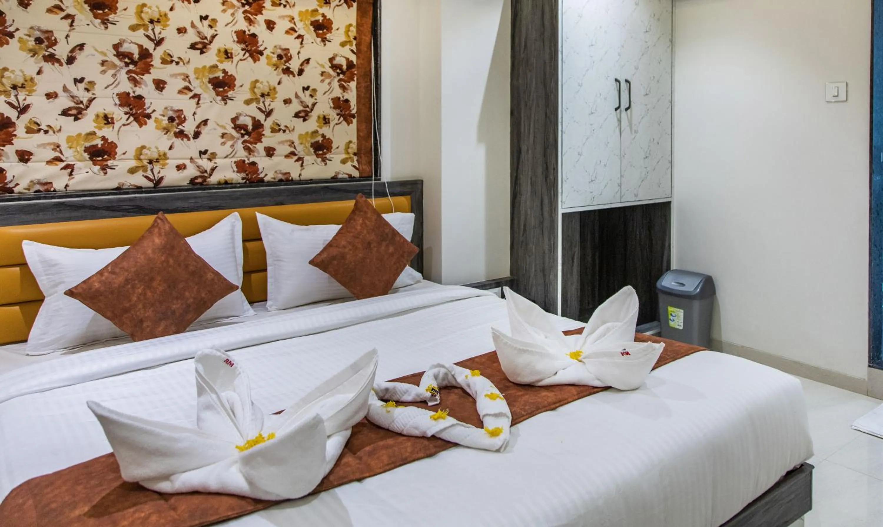 Photo of the whole room, Bed in Megh Residency Navi Mumbai