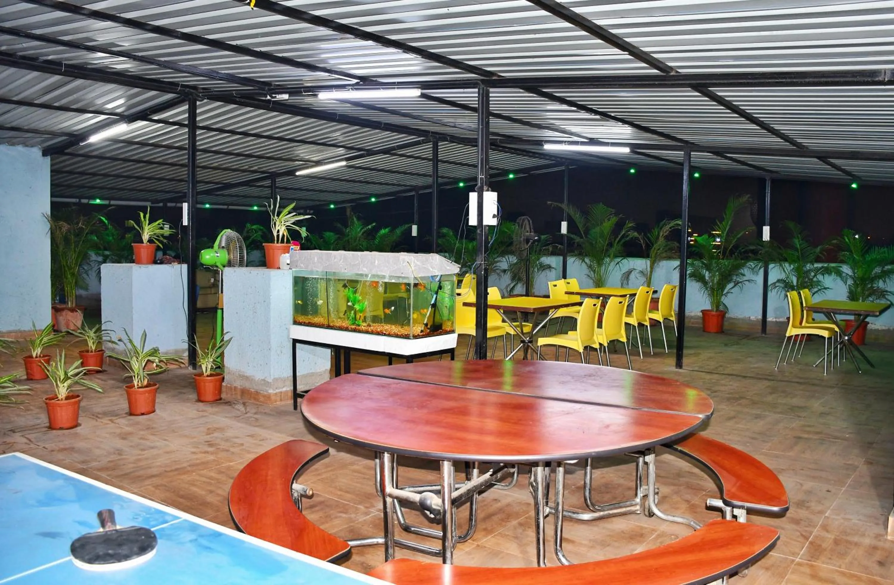 Restaurant/places to eat in Megh Residency Navi Mumbai