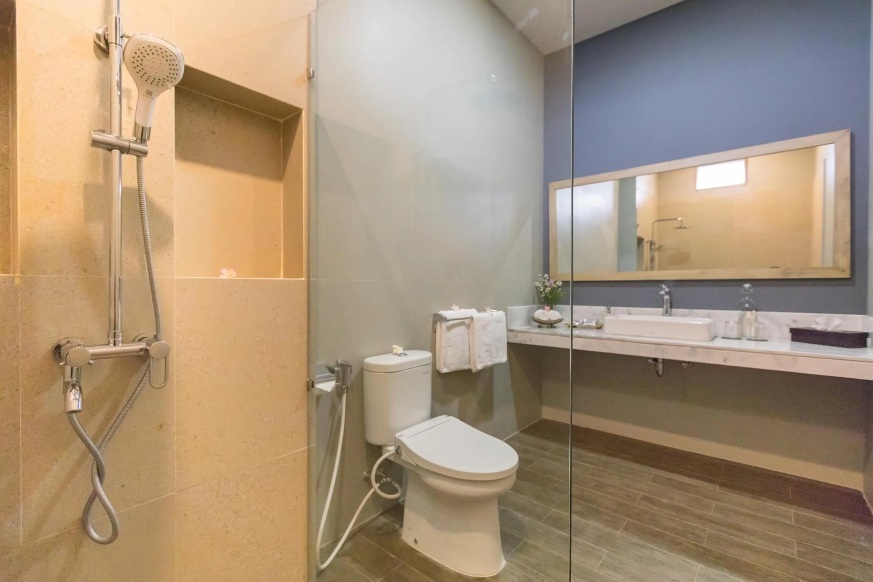 Toilet in Villa Daun Canggu by Premier Hospitality Asia