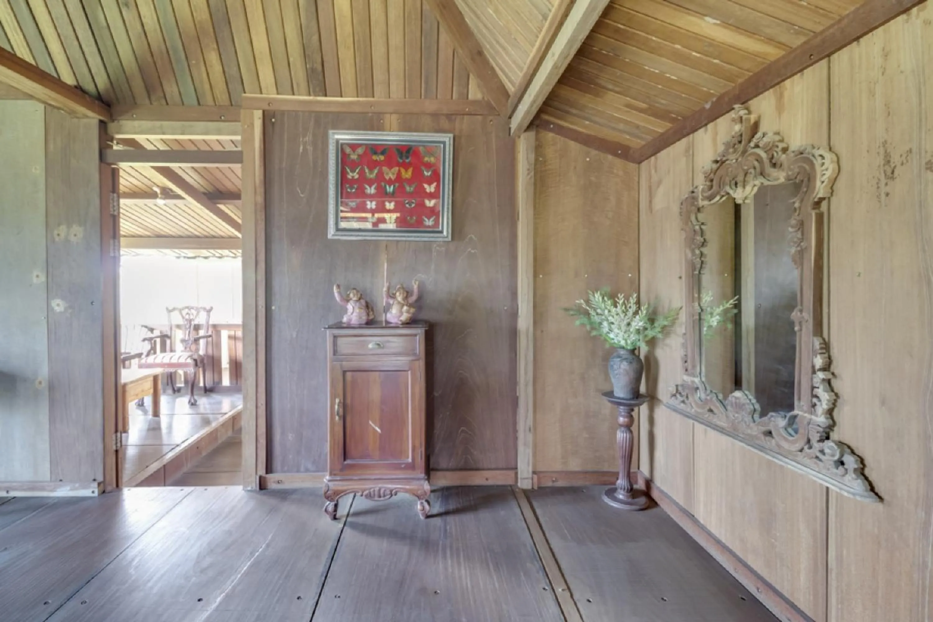 Facade/entrance in RedDoorz at Omah Kayu Homestay Yogyakarta