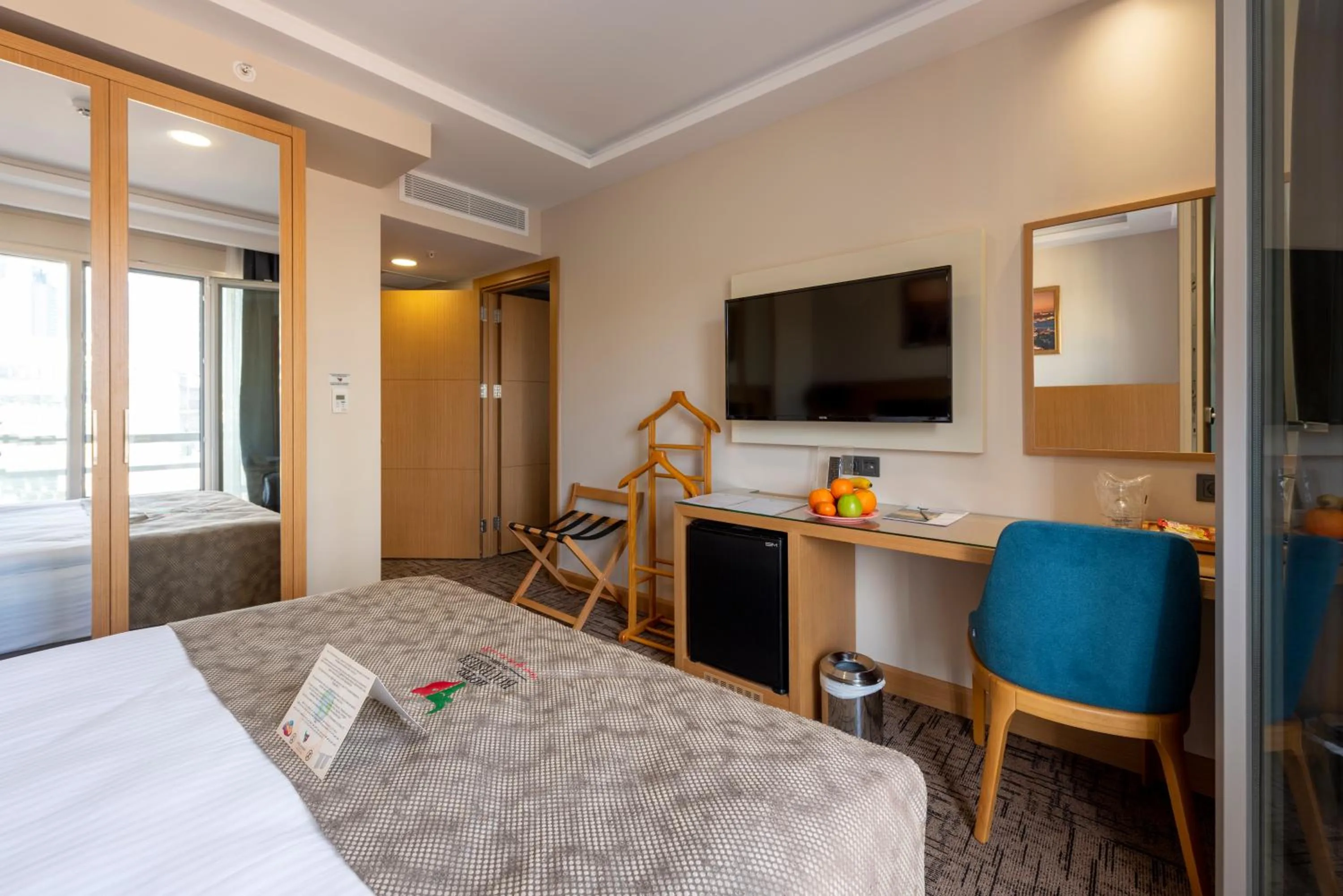 Bed in Hotel Boursier 2 & Spa