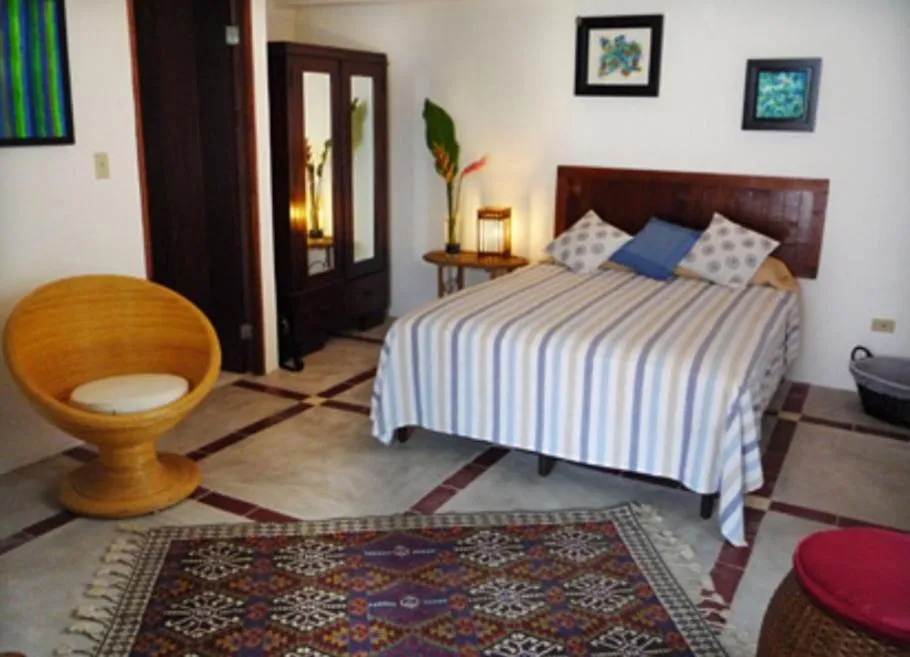 Bed in Togo B&B Farallon