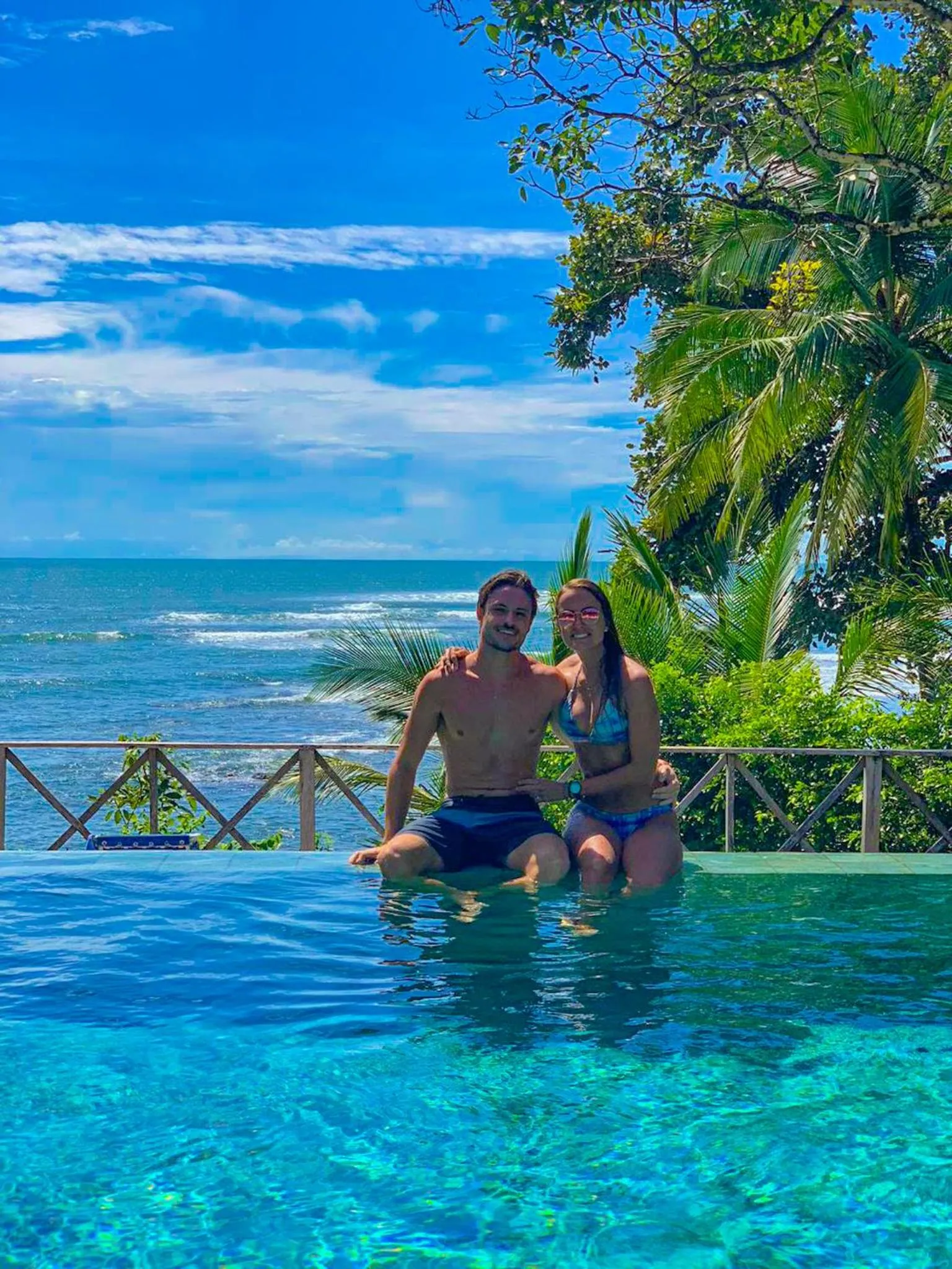 People in Hotel Santa Catalina Panamá