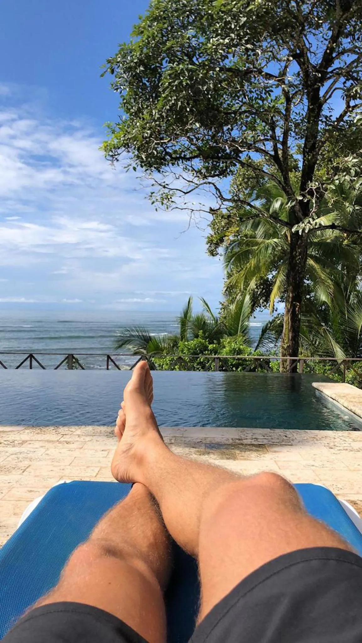People in Hotel Santa Catalina Panamá