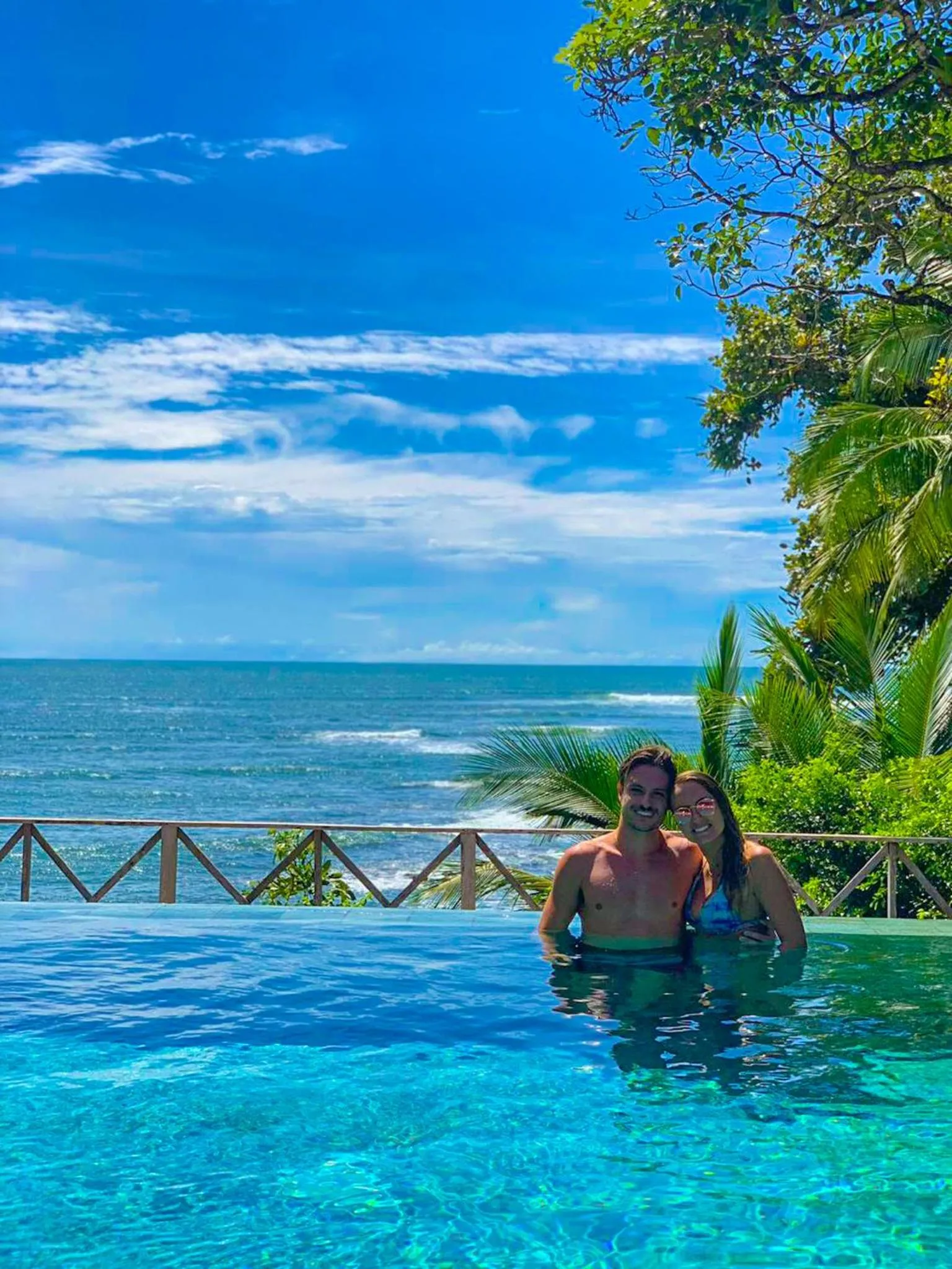 People in Hotel Santa Catalina Panamá
