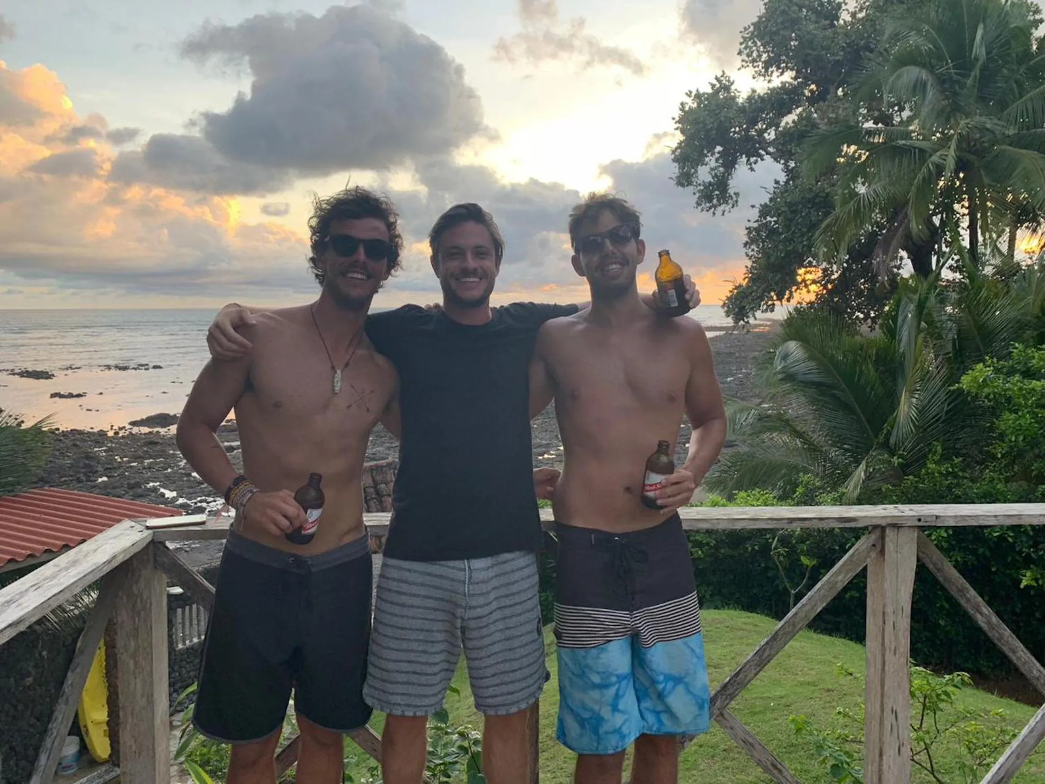 People in Hotel Santa Catalina Panamá