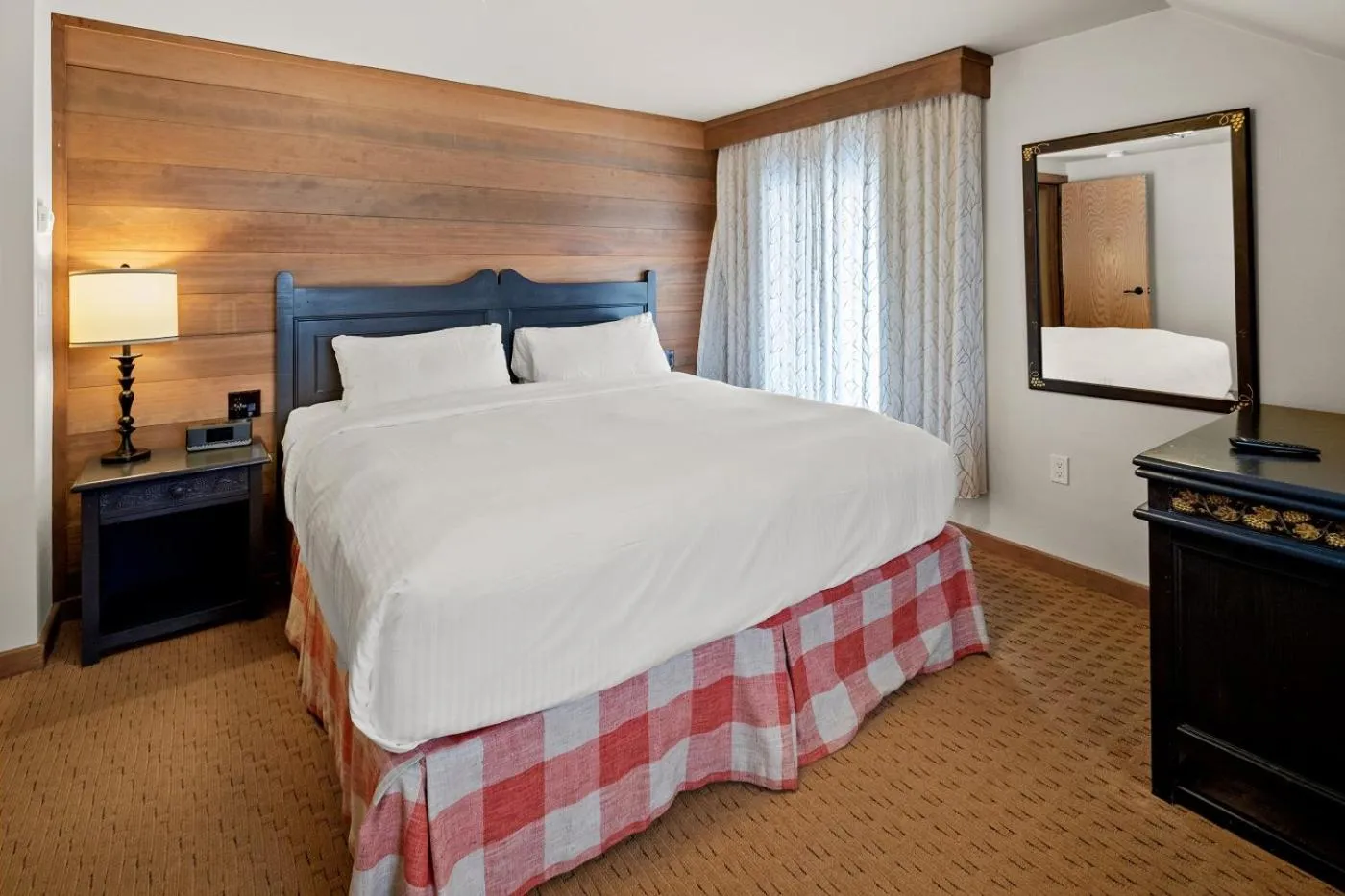 Bedroom, Bed in von Trapp Family Lodge & Resort