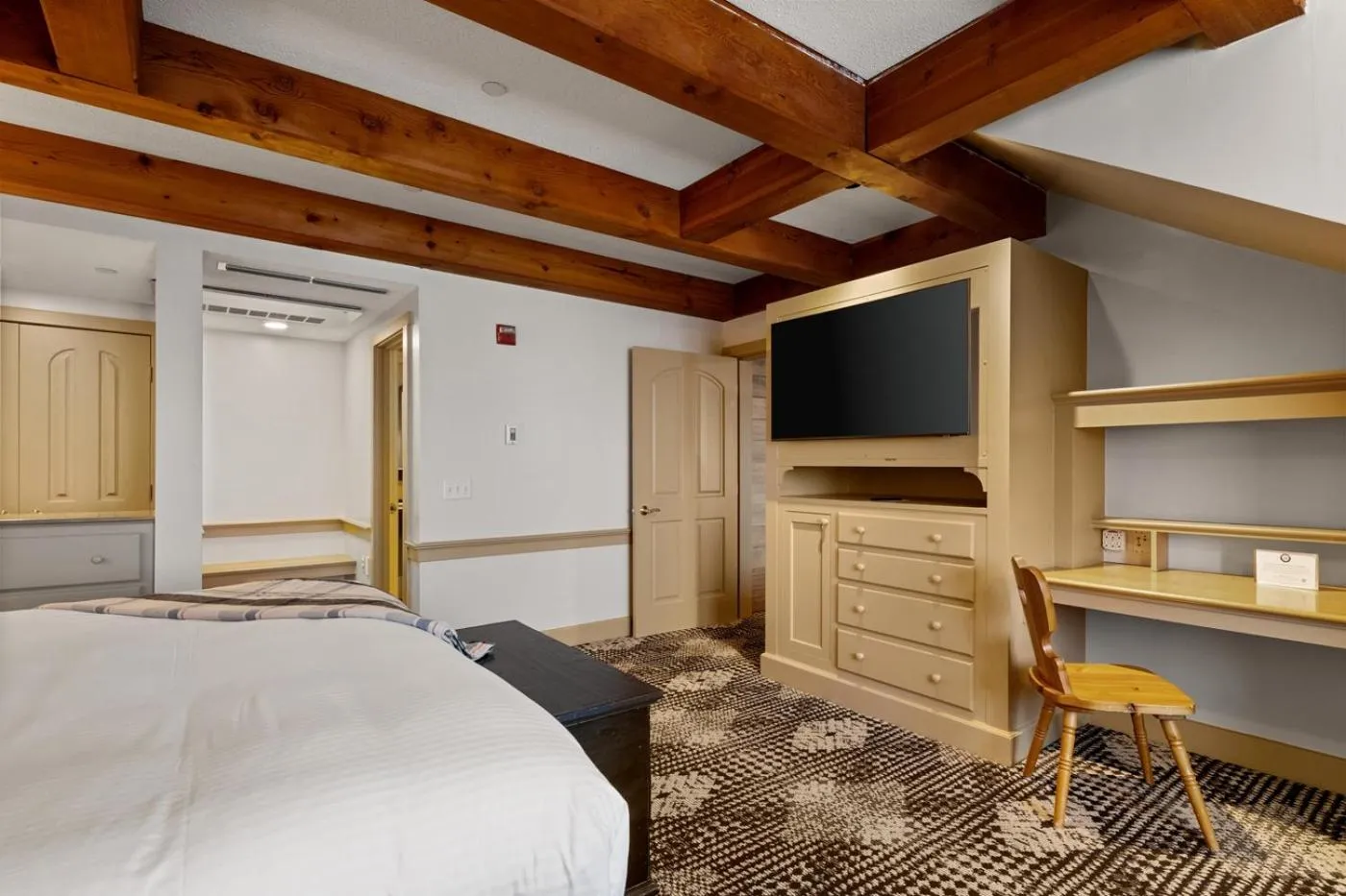 Bedroom, Bed in von Trapp Family Lodge & Resort