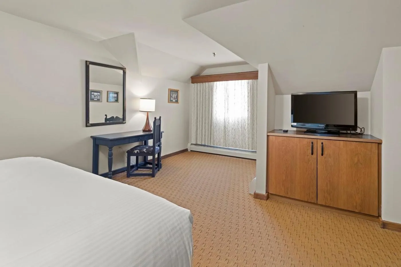 Bedroom, Bed in von Trapp Family Lodge & Resort