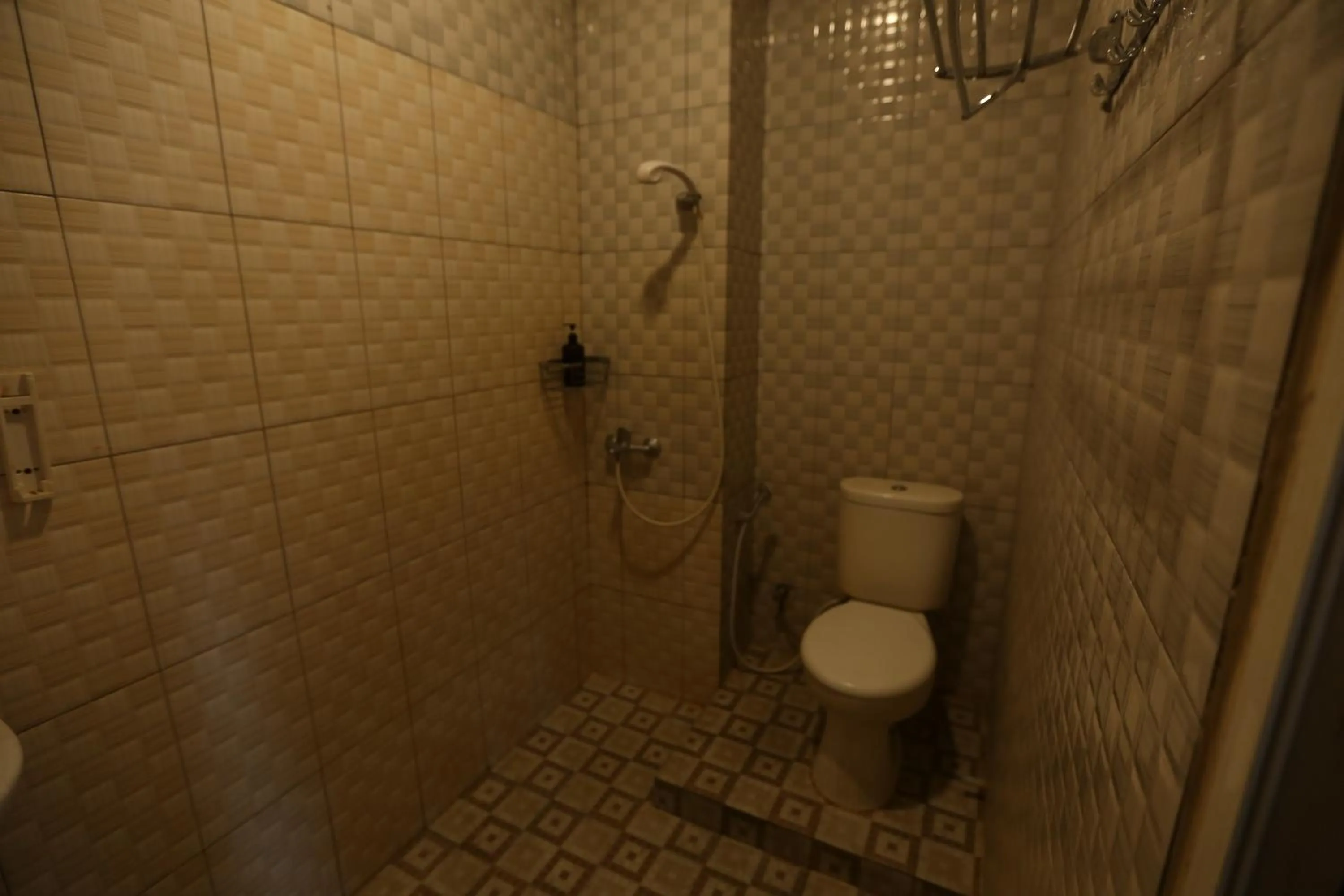 Shower in De'Tonga Hotel