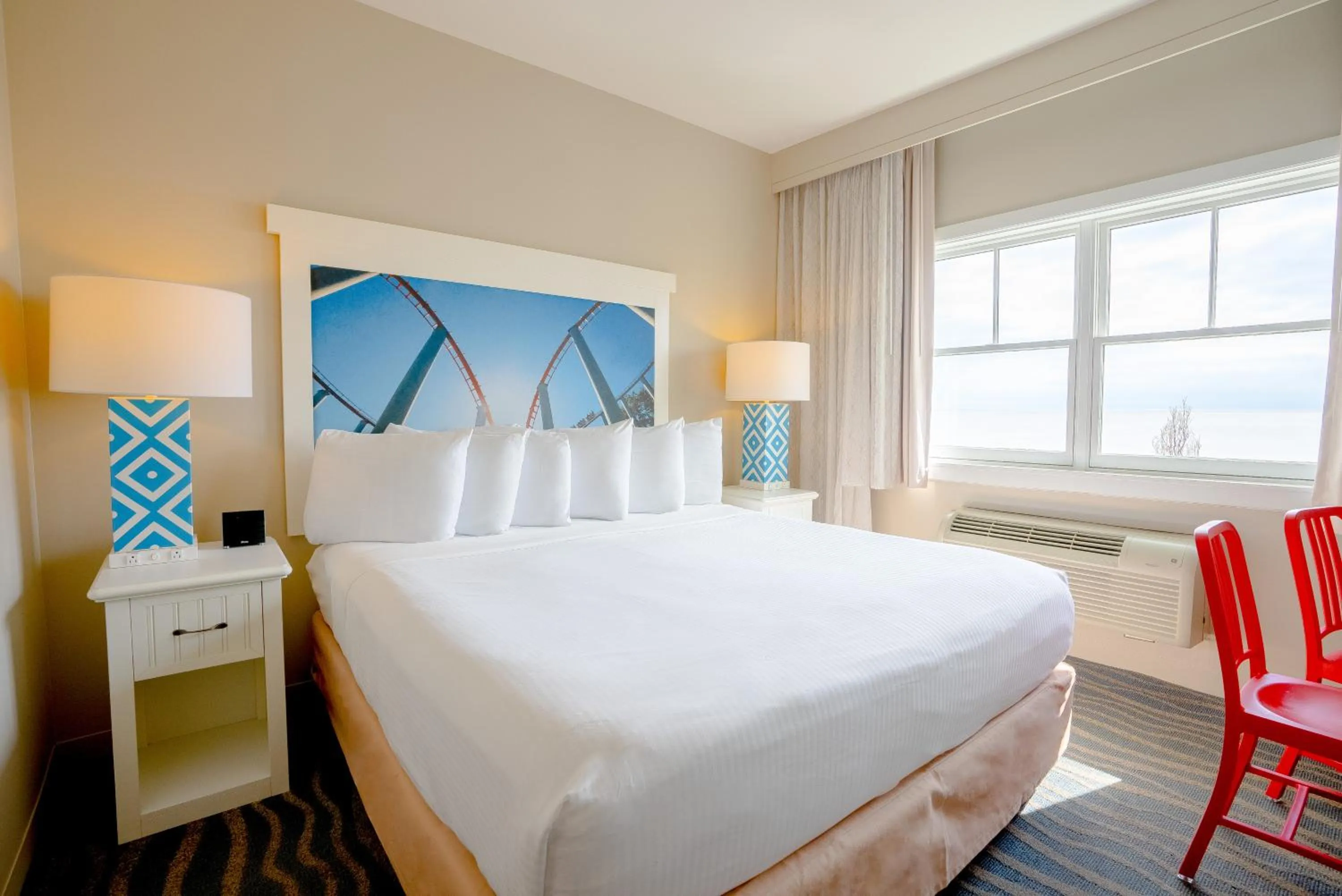 Bed in Cedar Point Hotel Breakers