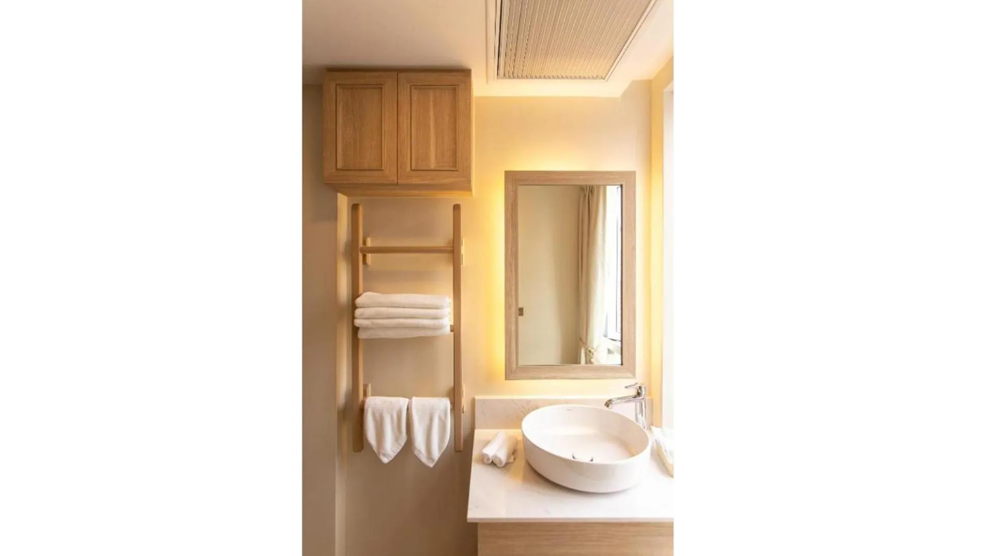 Photo of the whole room in Nine Hotel Chiangmai