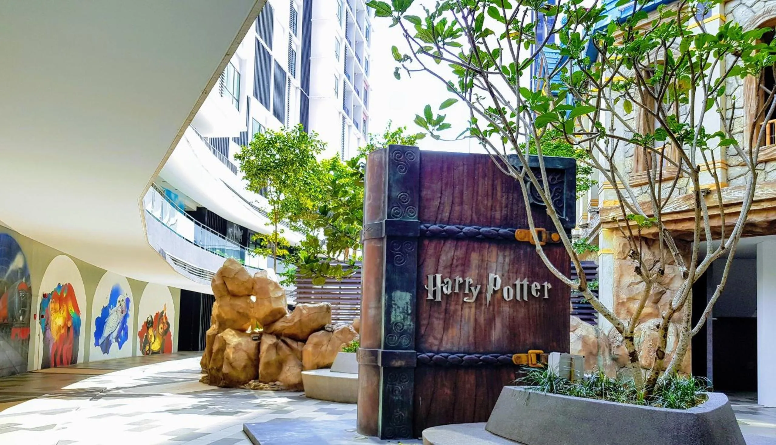 Property building in Casa Sabrina's Family Suite @ Liberty i-City, Shah Alam