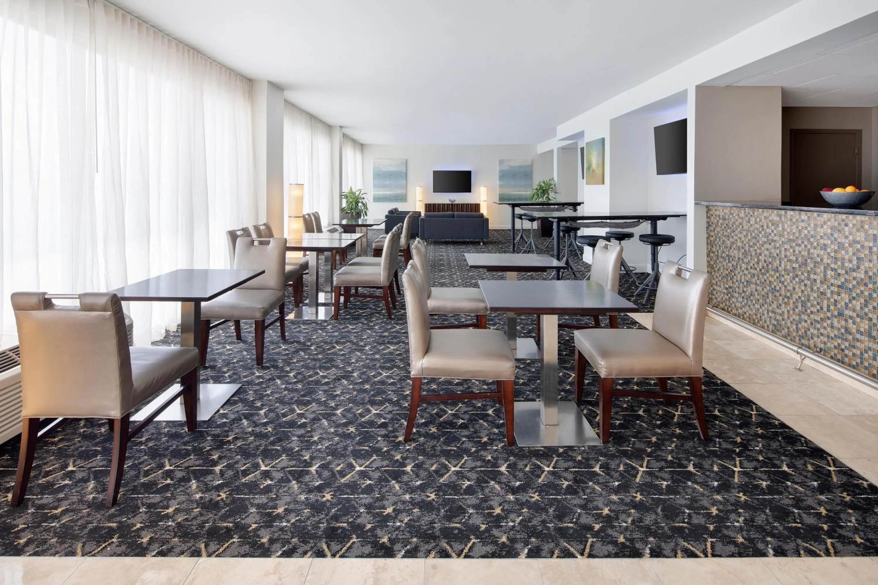 Lounge or bar in Sheraton Orlando North