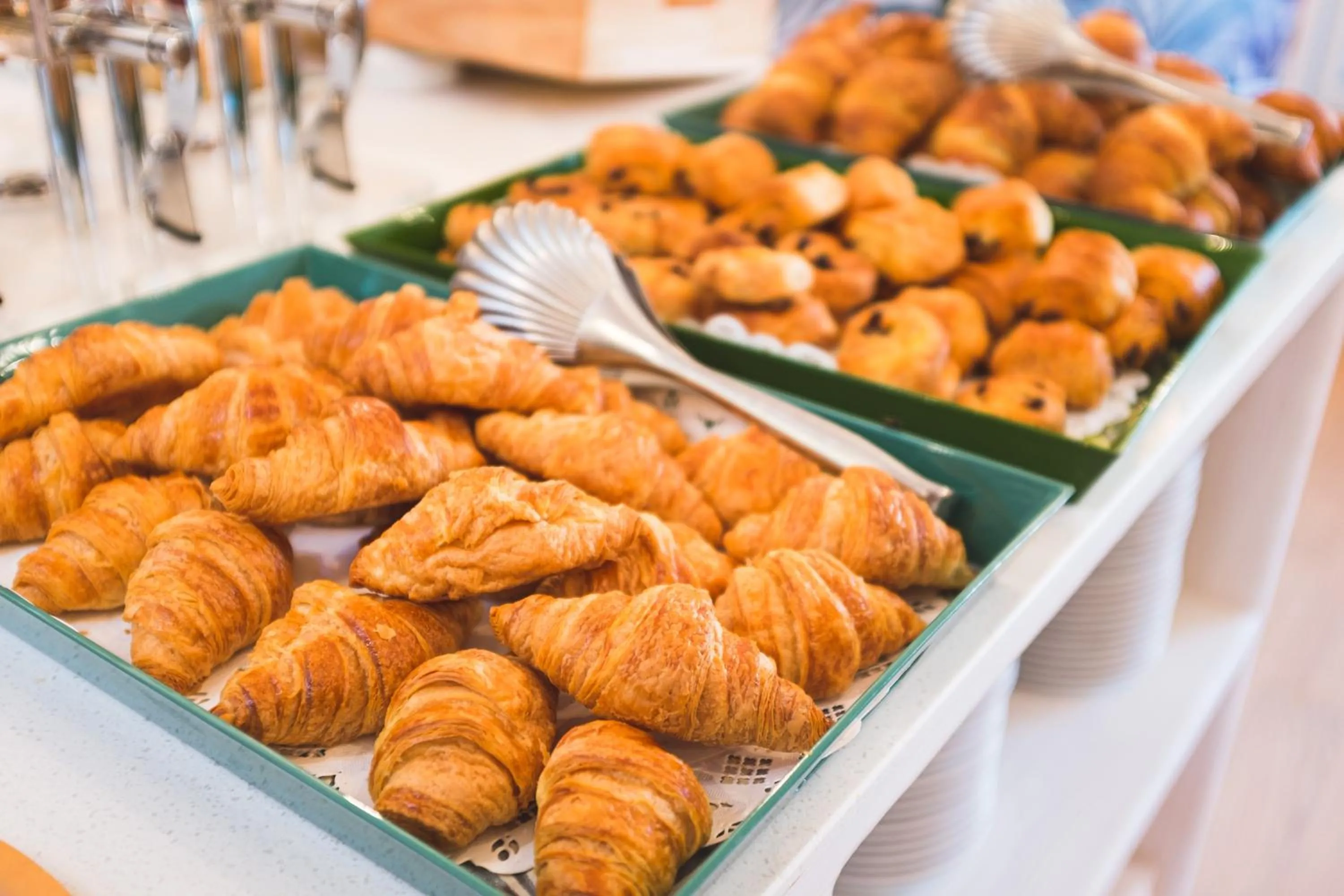Breakfast in Hotel Baia Azzurra - Lake Front
