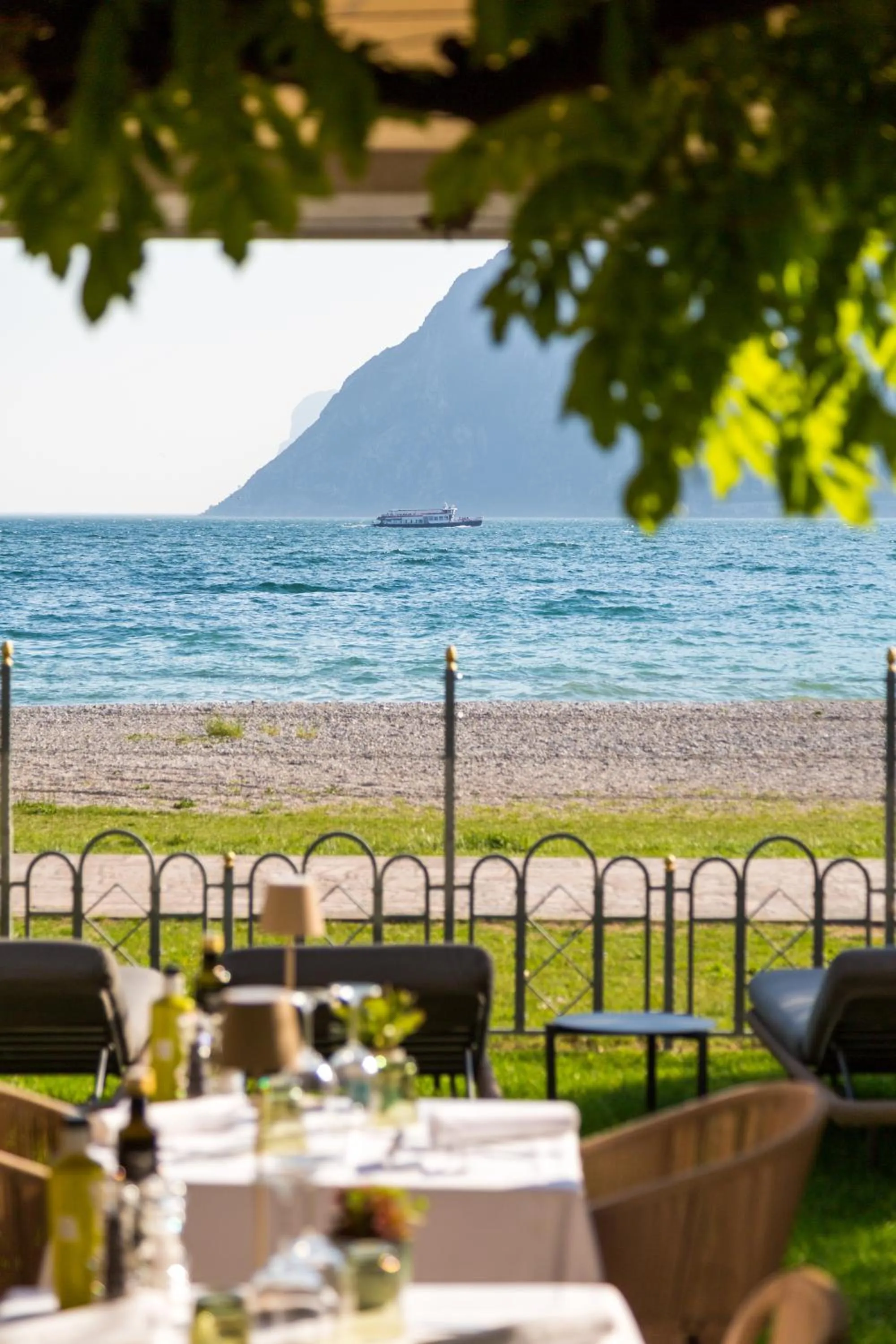 Restaurant/places to eat in Hotel Baia Azzurra - Lake Front