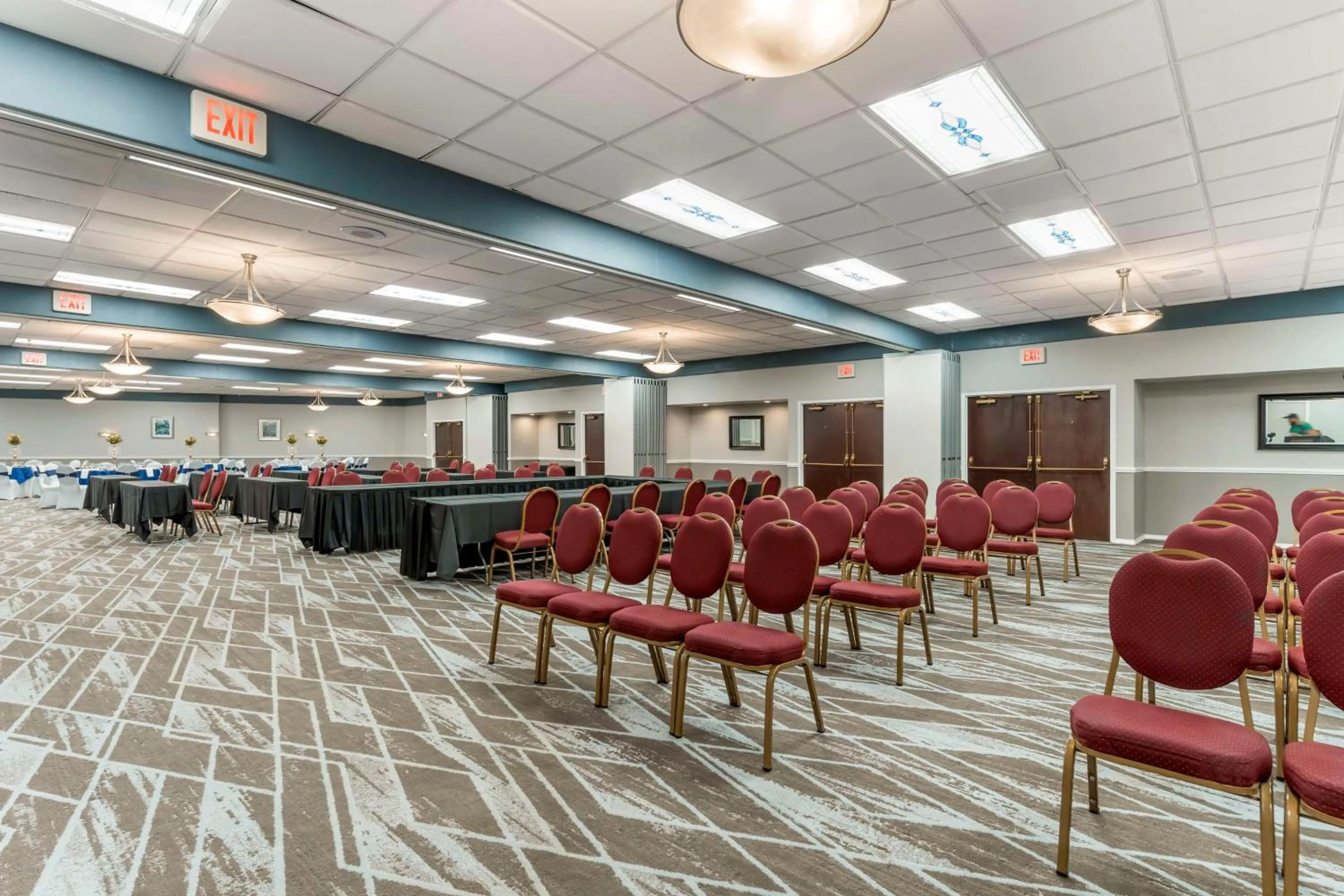 Meeting/conference room in Best Western Plus Grosvenor Airport Hotel