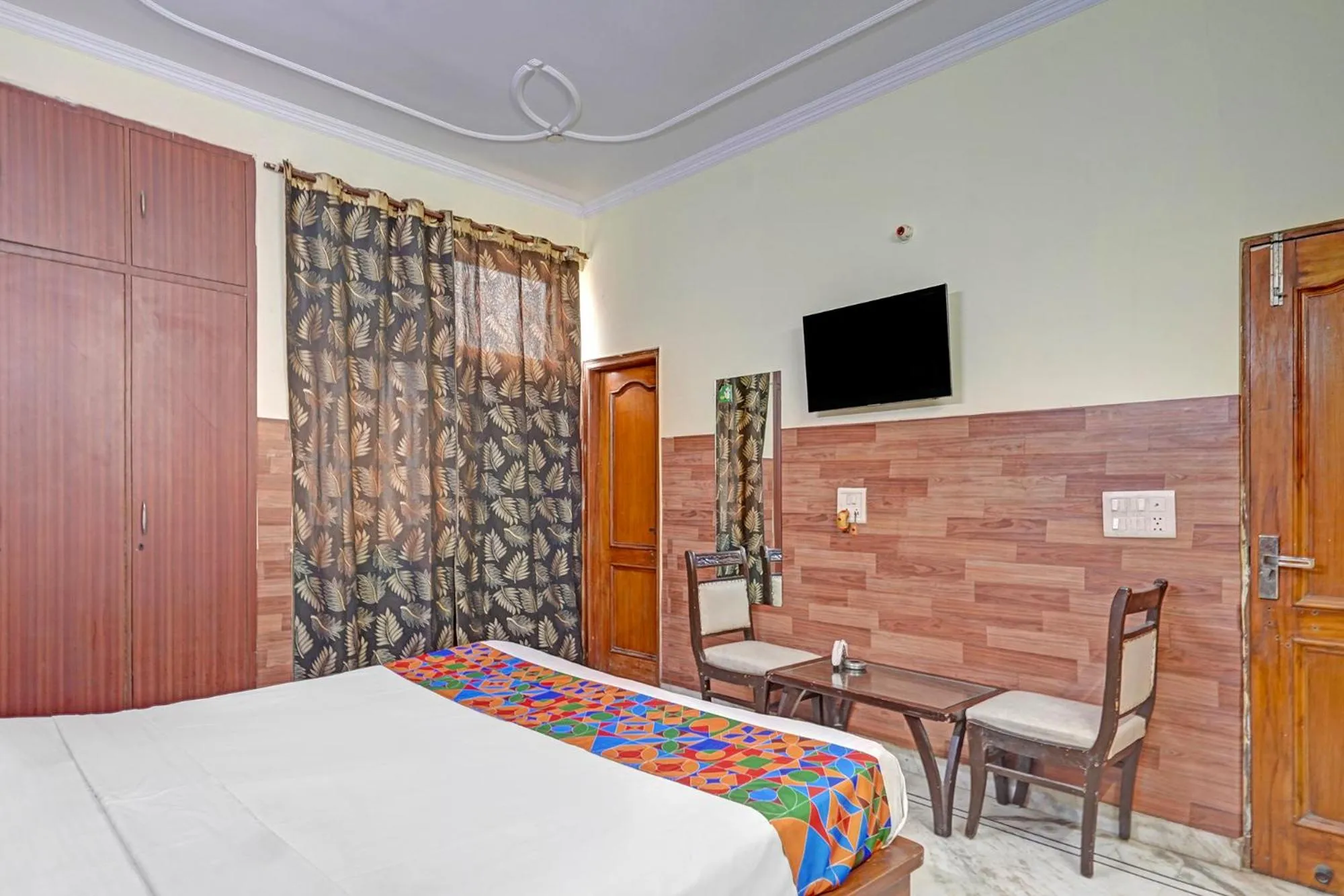 Bed in FabHotel The Everest 43