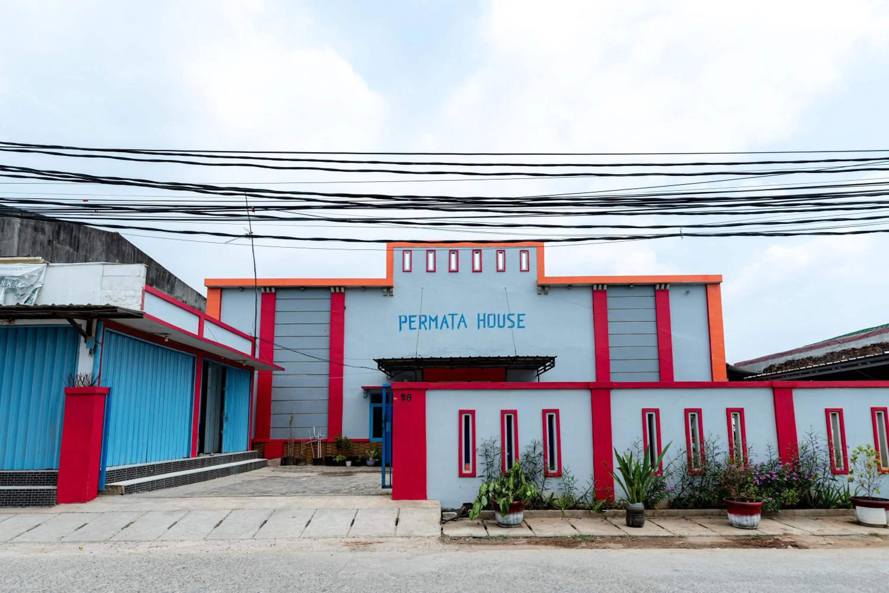 Property building in RedDoorz near Kelapa Gading