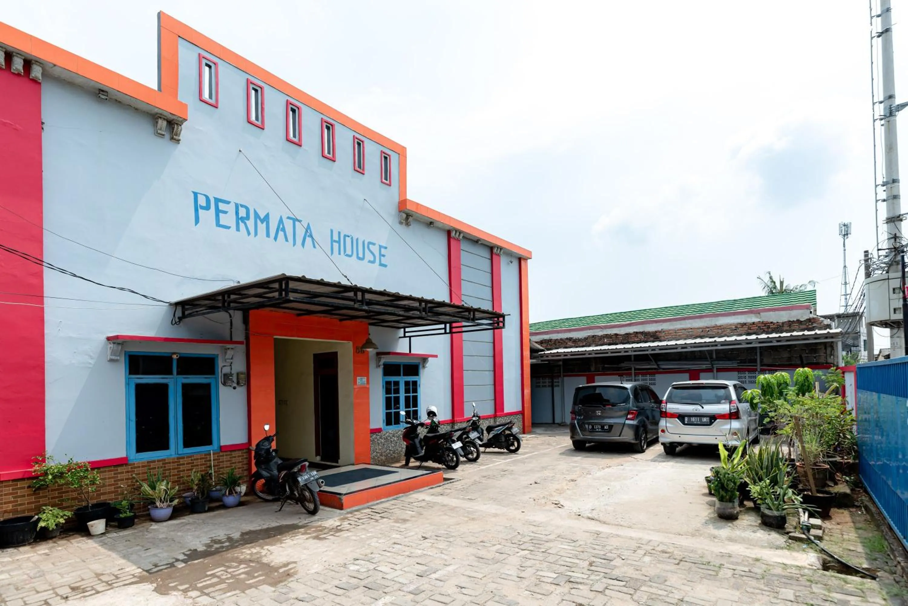 Property building in RedDoorz near Kelapa Gading