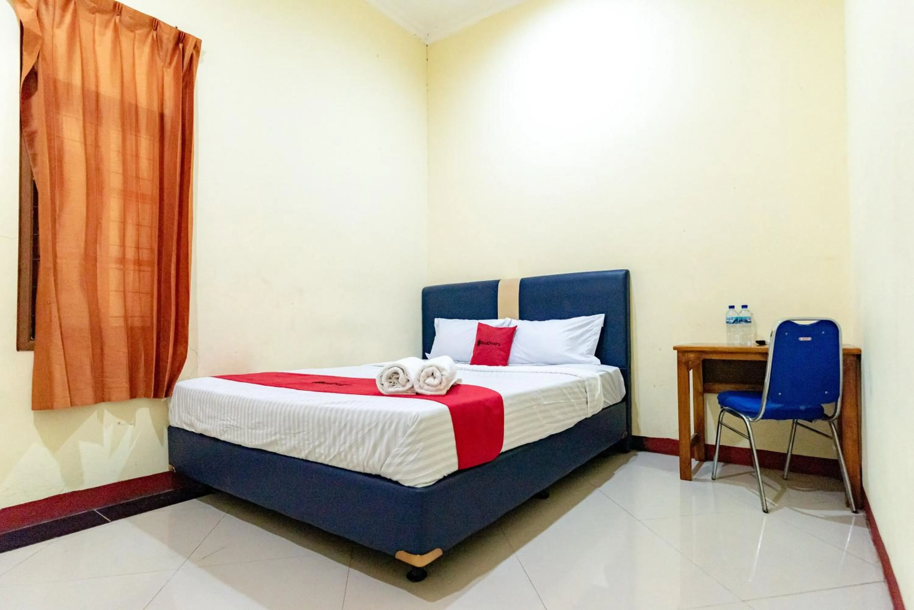 Bed in RedDoorz near Kelapa Gading