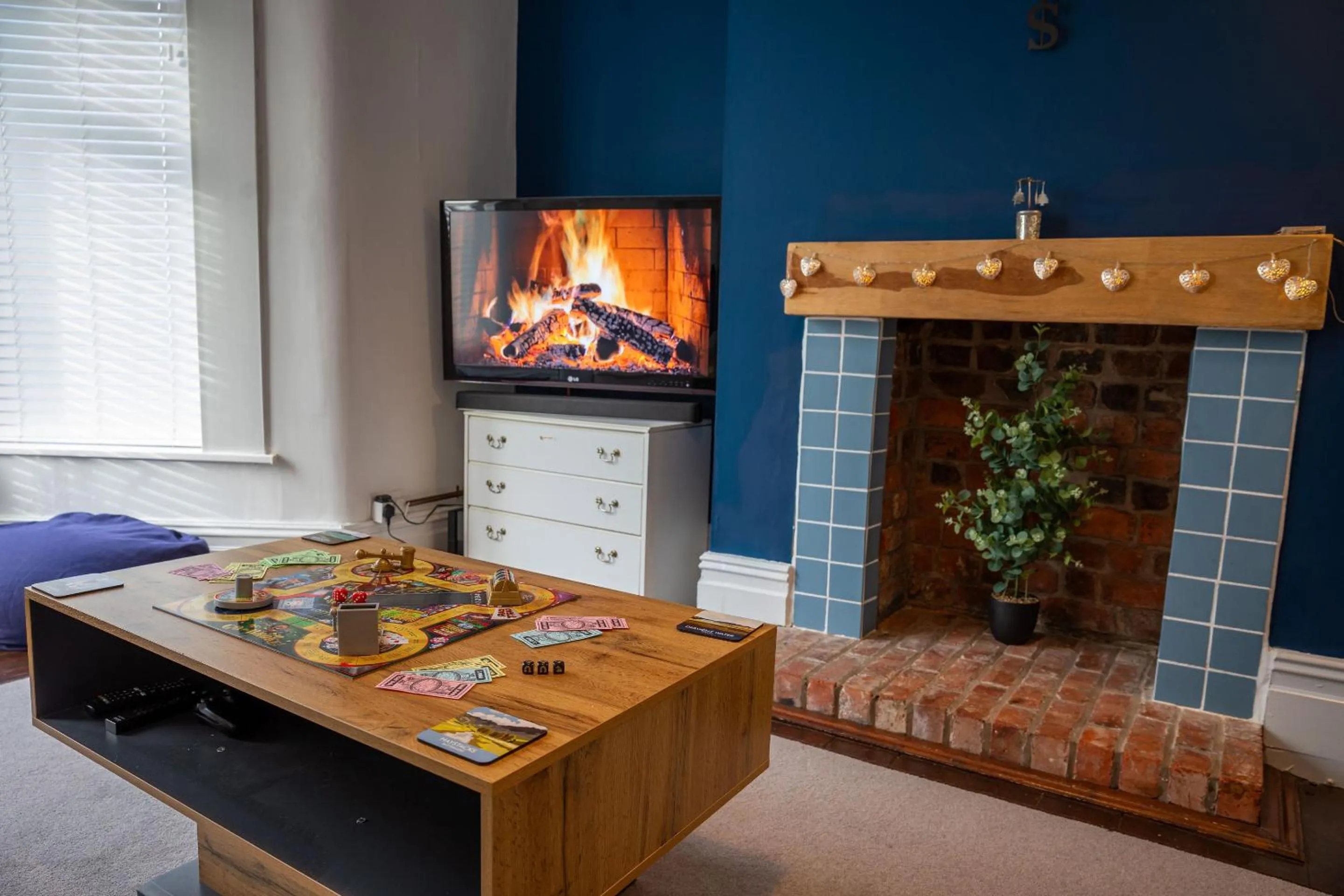 Living room in Sapphire House By Sasco