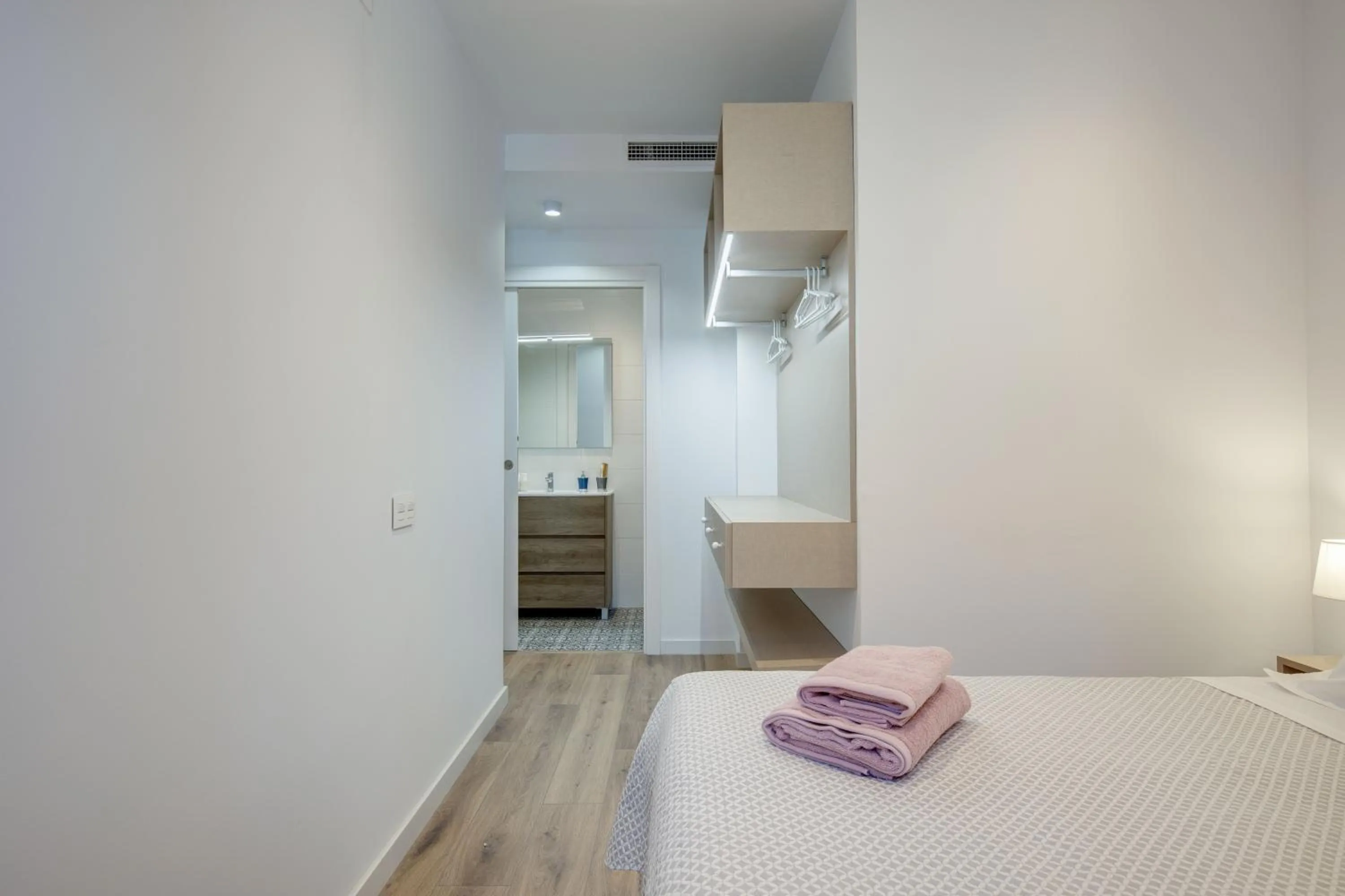 Bed in LucasLand Apartments Barcelona