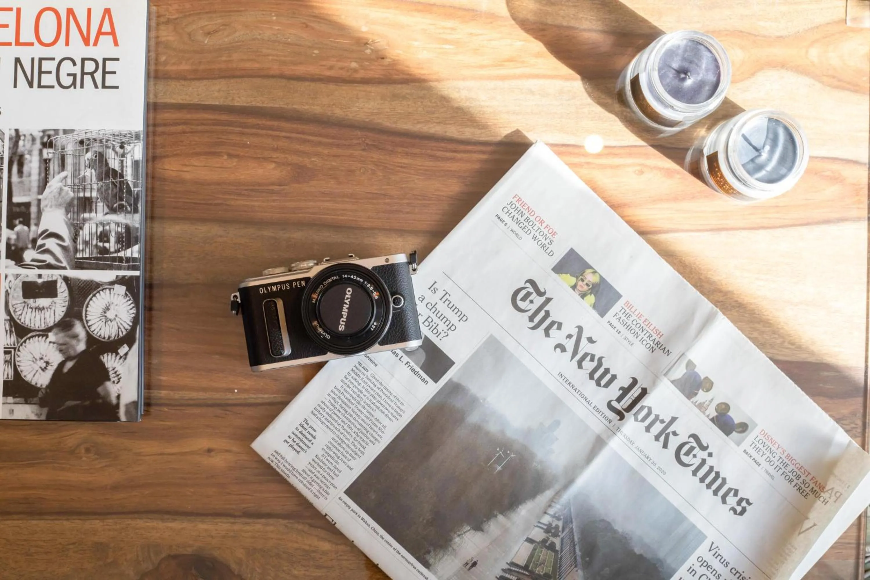 Text overlay in LucasLand Apartments Barcelona