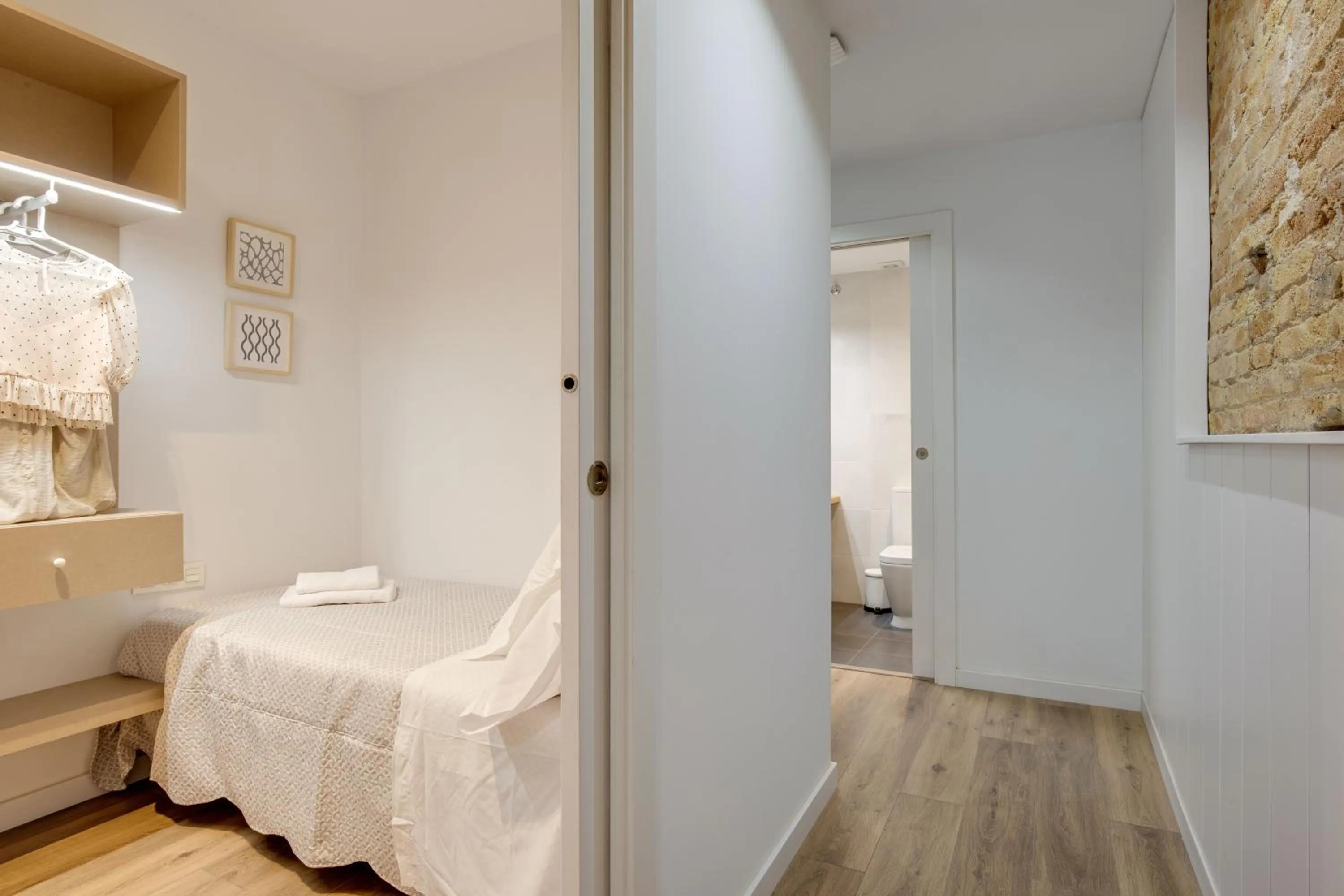 Bed in LucasLand Apartments Barcelona