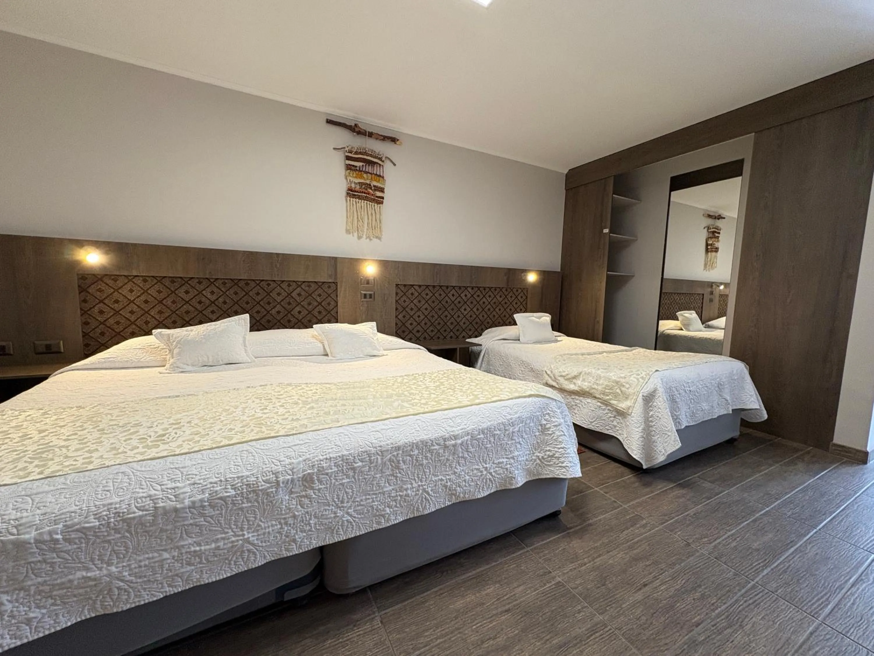 Photo of the whole room, Bed in Atankalama