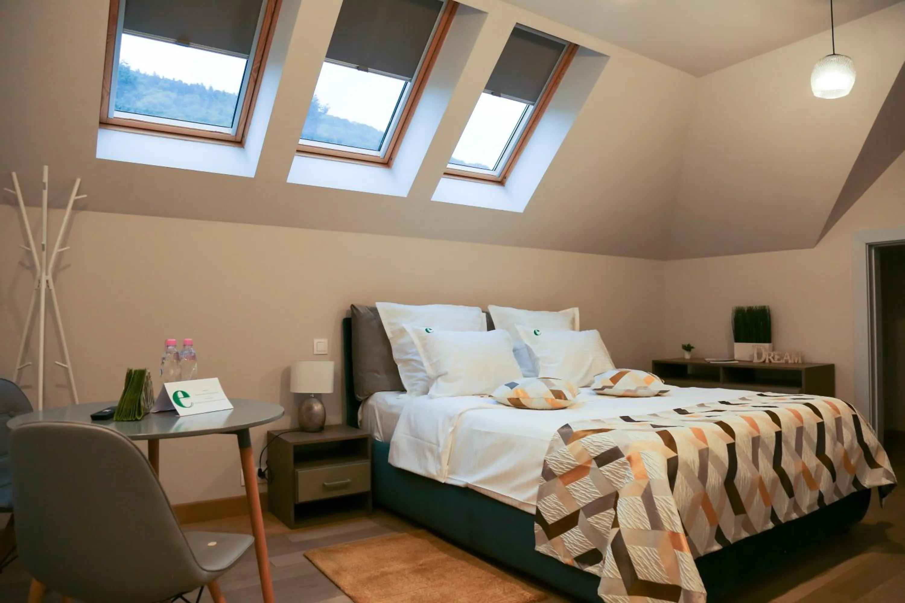 Bed in Expecto Apartments