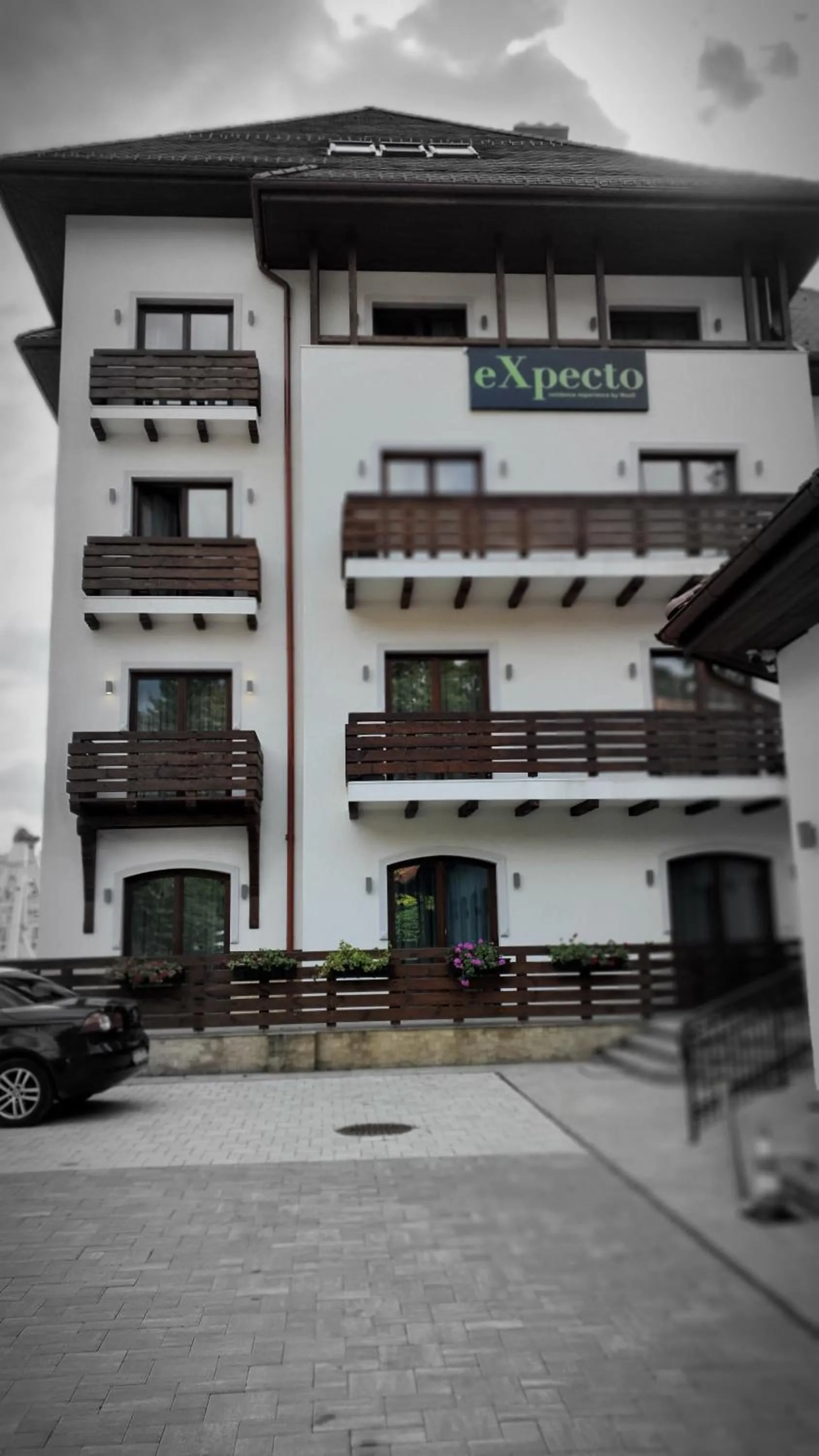 Property building in Expecto Apartments